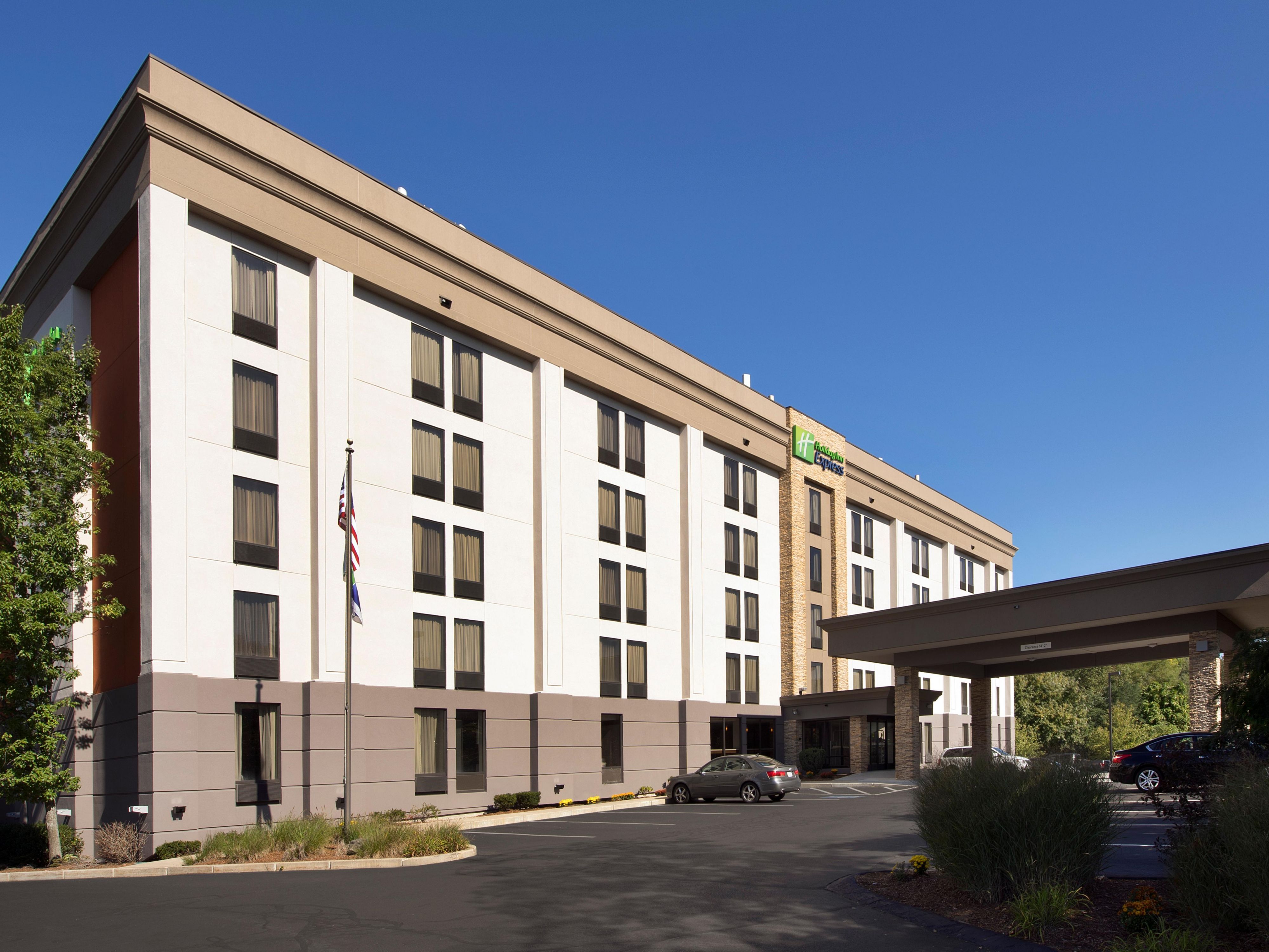 We are the closest hotel to Merrimack College, and easy access to UMass Lowell, Brooks School, Phillips Academy, and Northern Essex Community College. We are also 25 miles away from Salem, Mass where the fall is a perfect time to visit 