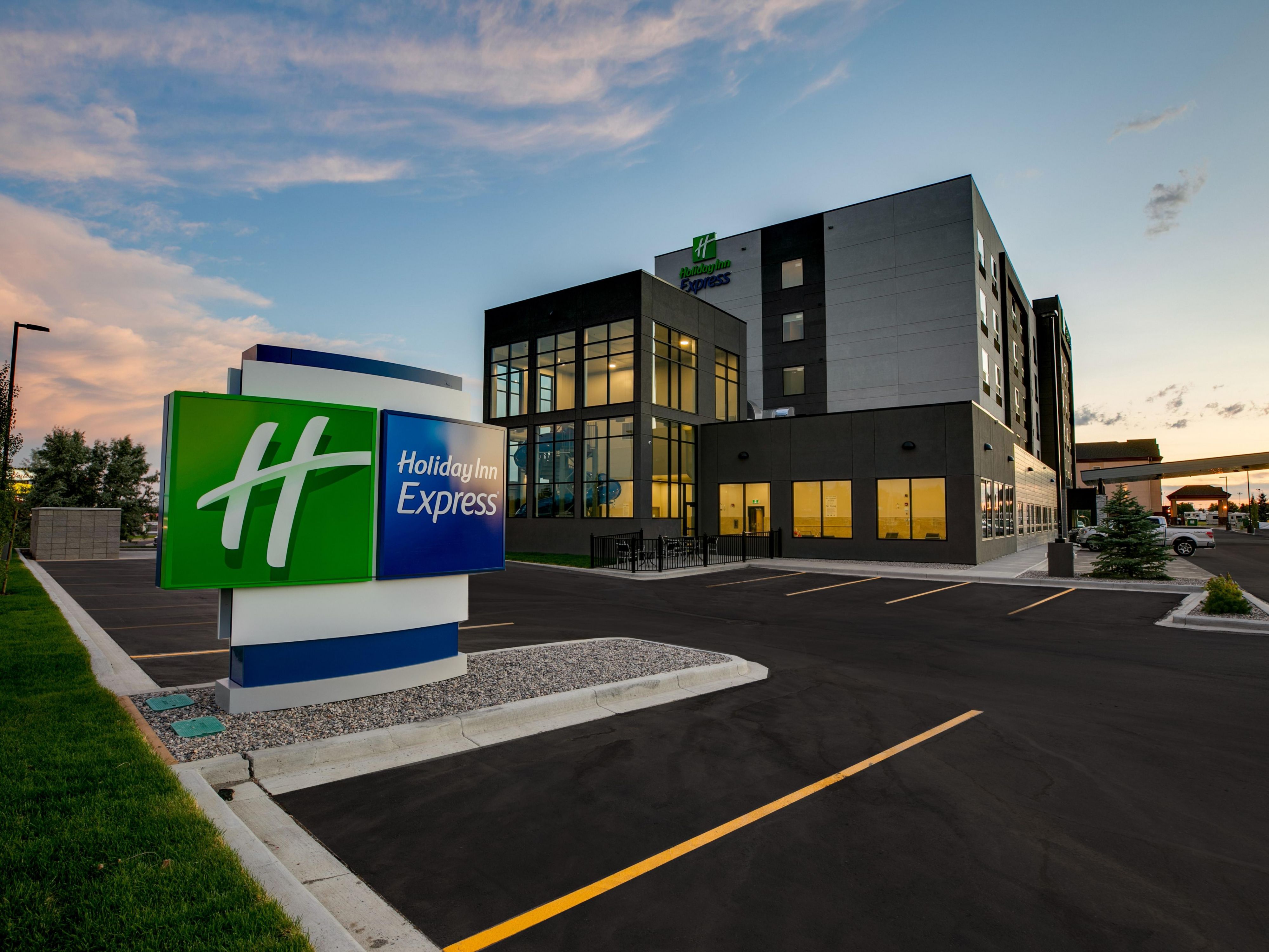 Holiday Inn Express Lethbridge South East