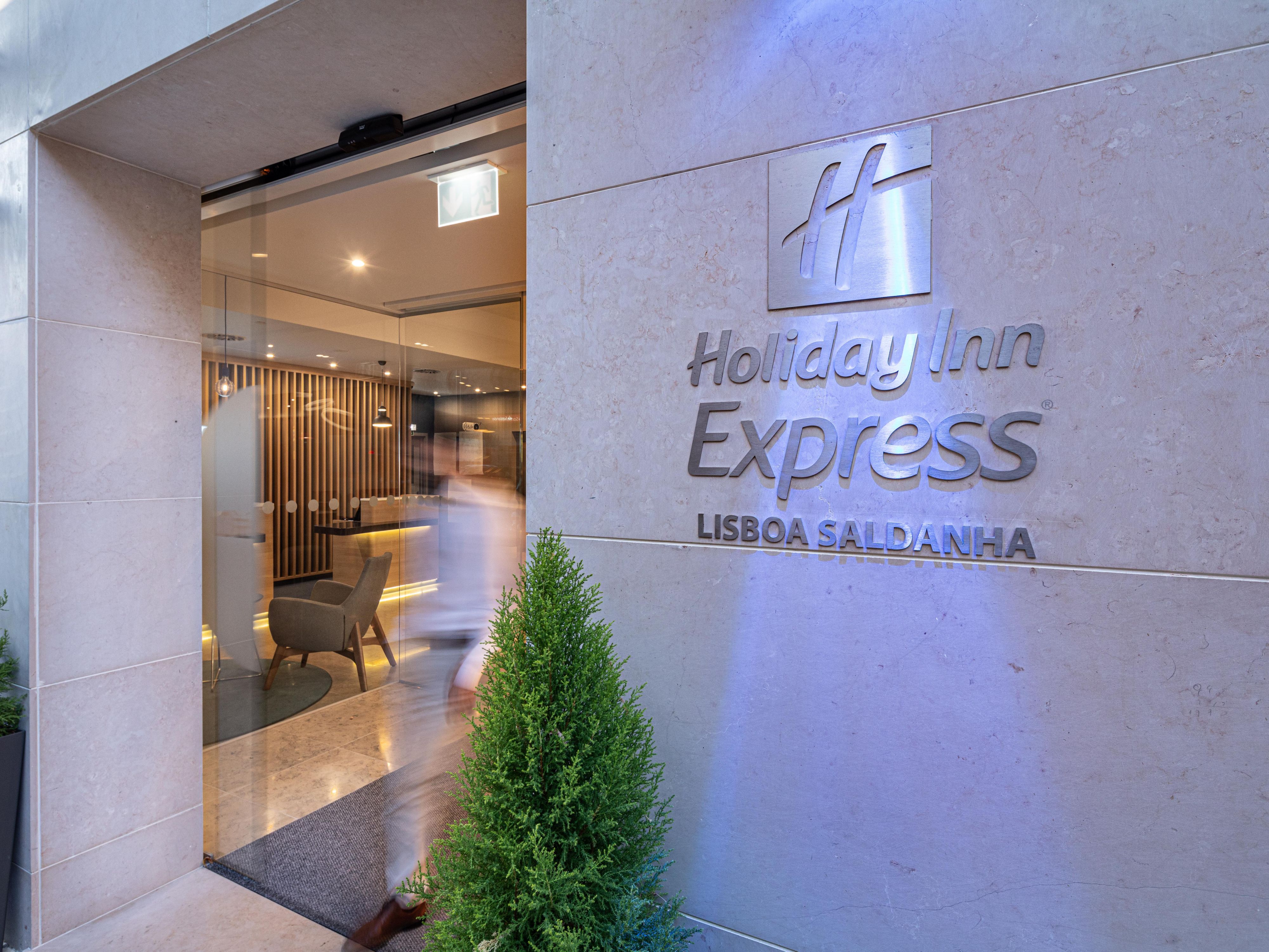 Holiday Inn Express Lisboa Saldanha Logo