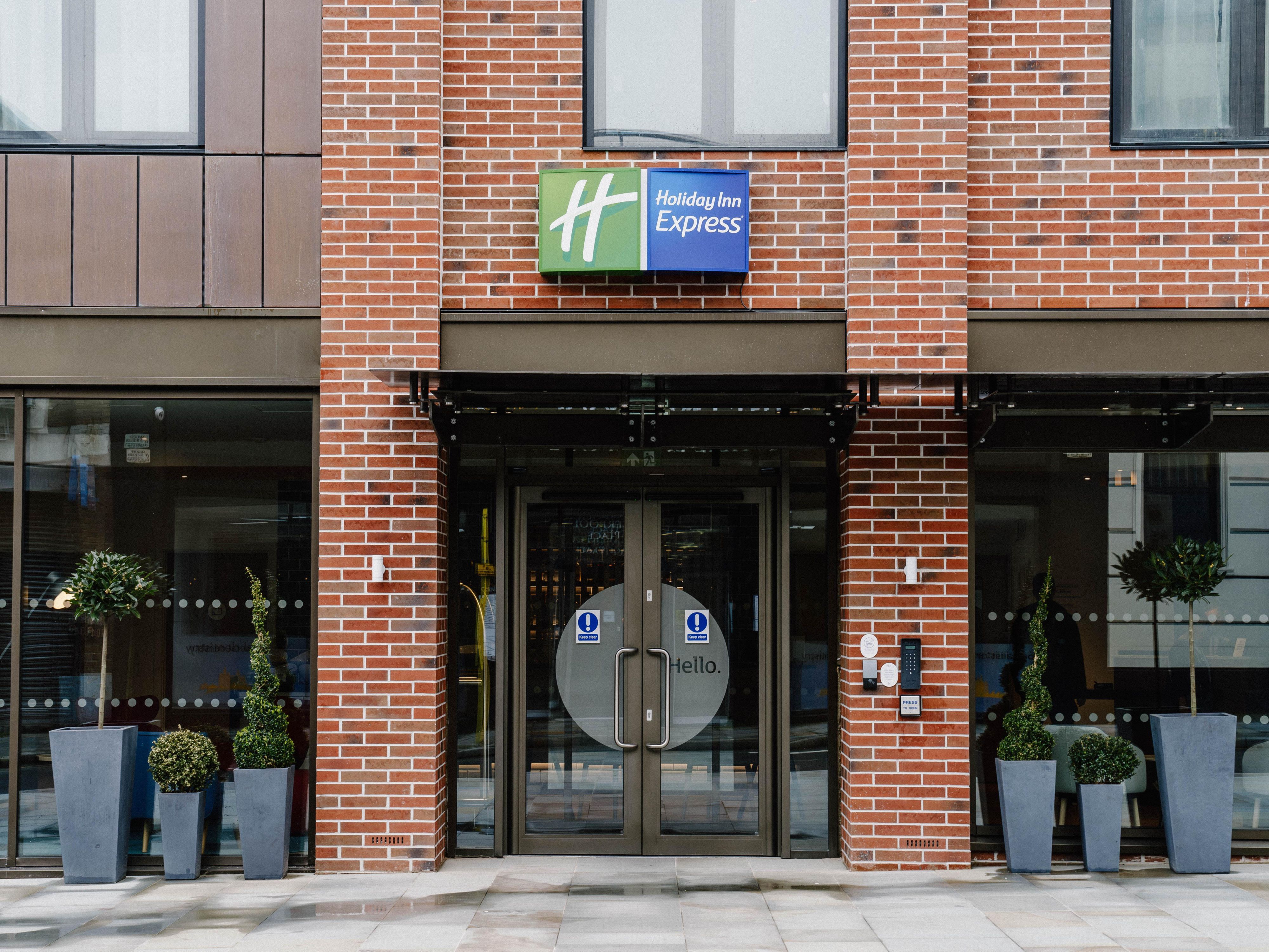 Holiday Inn Express Liverpool Central