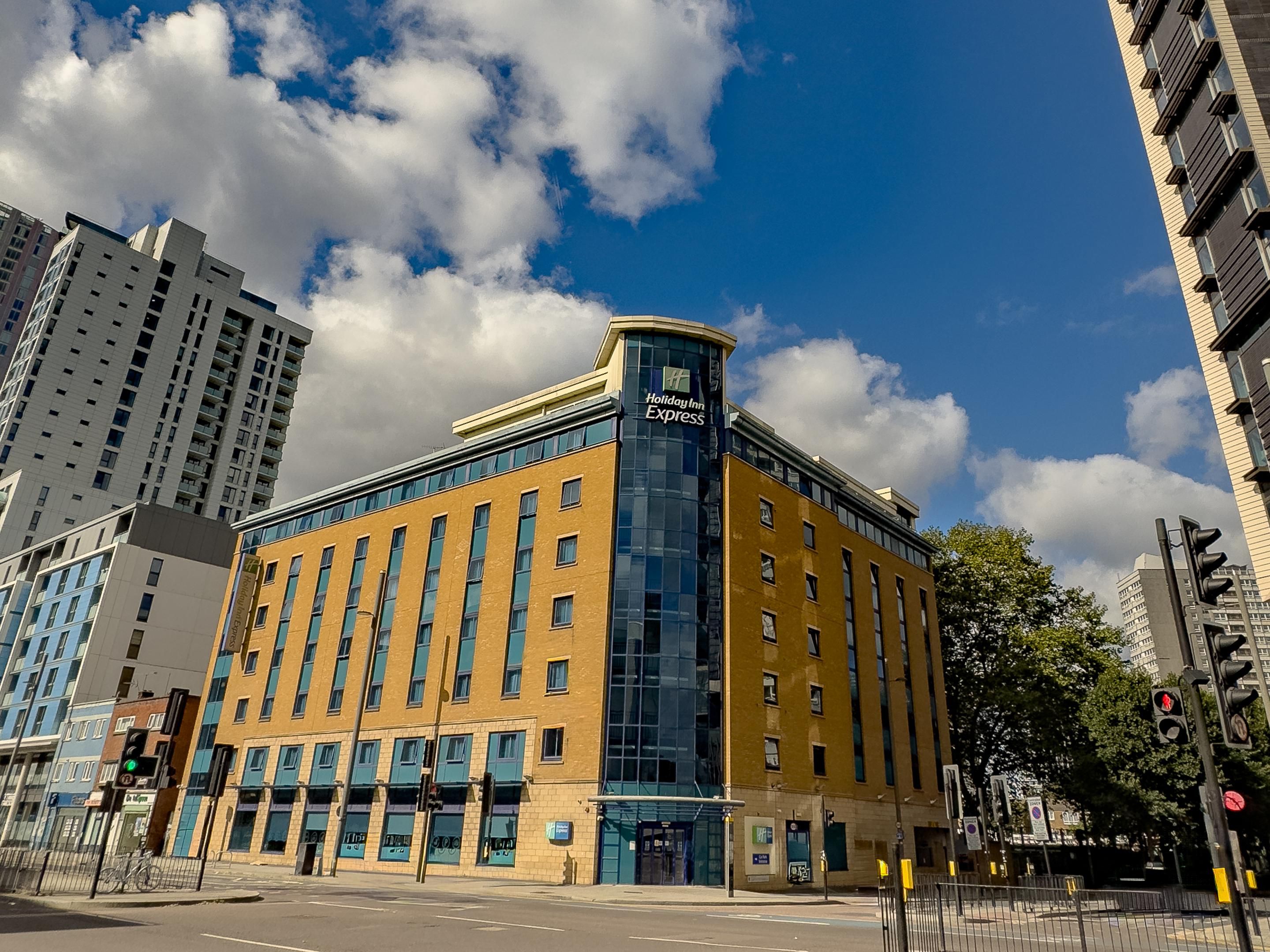 Find us in Stratford, conveniently located and well connected