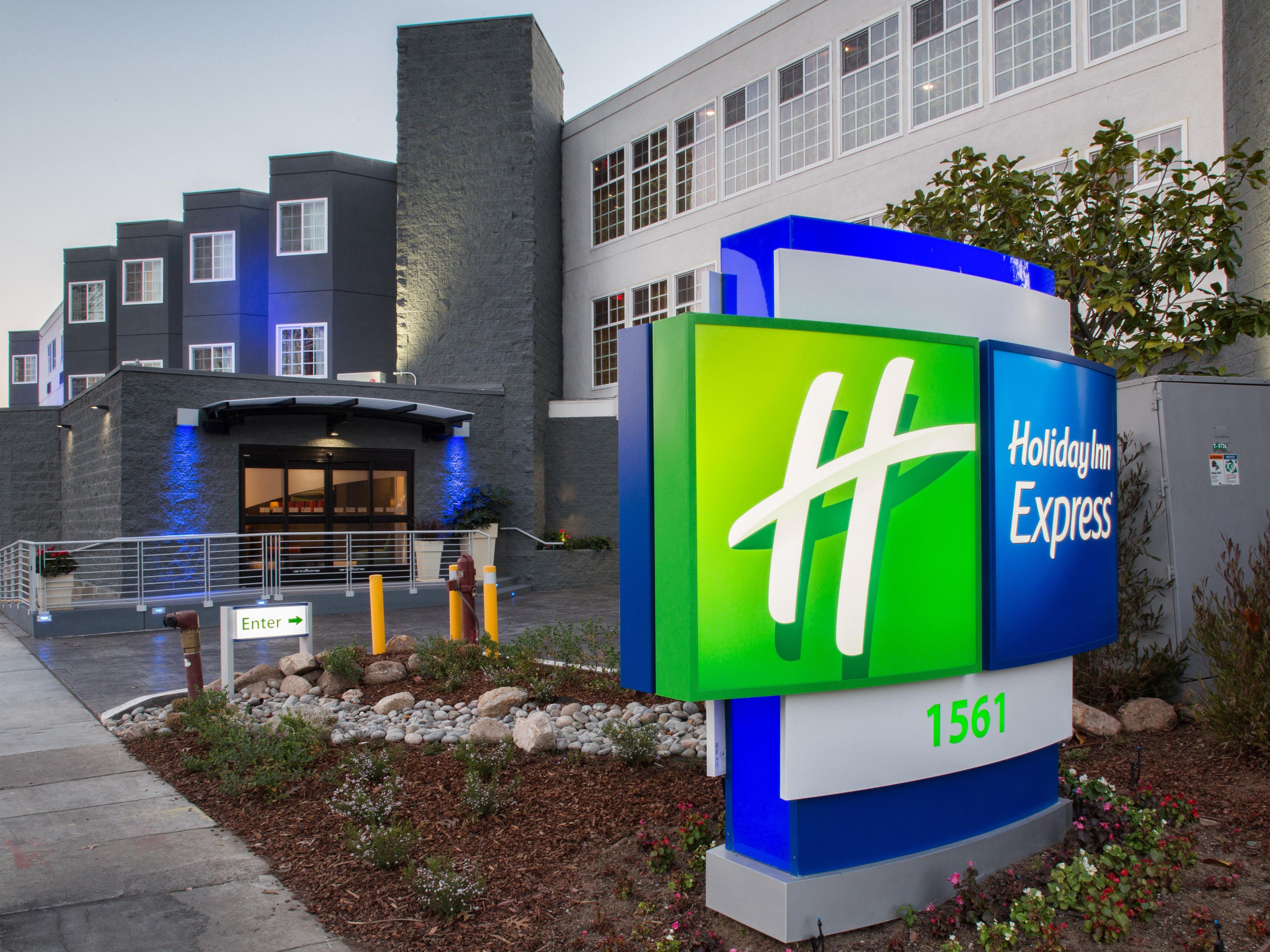 Holiday Inn Express Mountain View/ S. Palo Alto Entrance