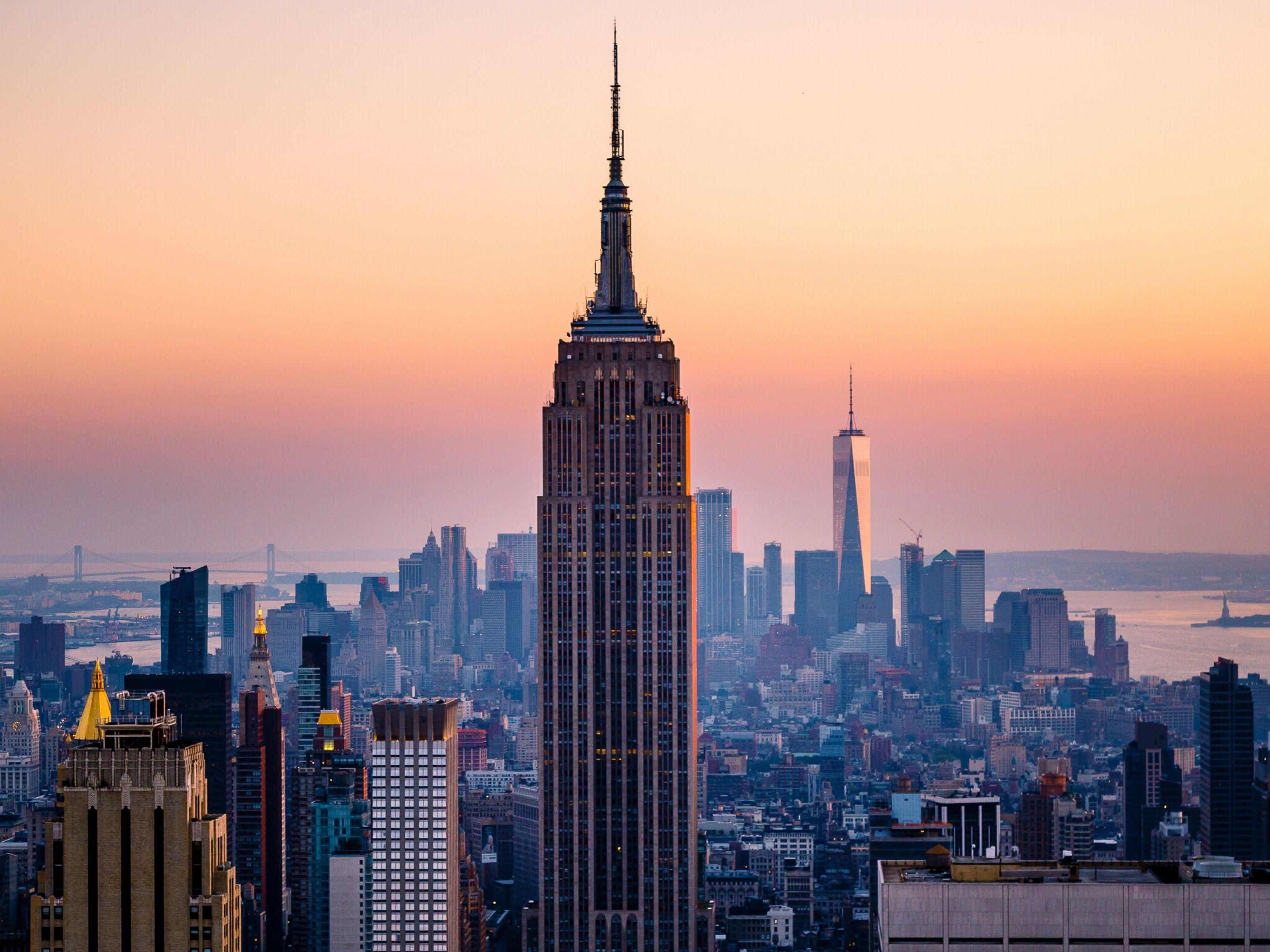 Our hotel's location in Hells Kitchen puts you just a few steps from the bright lights of Times Square and Broadway, the picturesque scenery of Central Park, and countless dining and shopping opportunities.