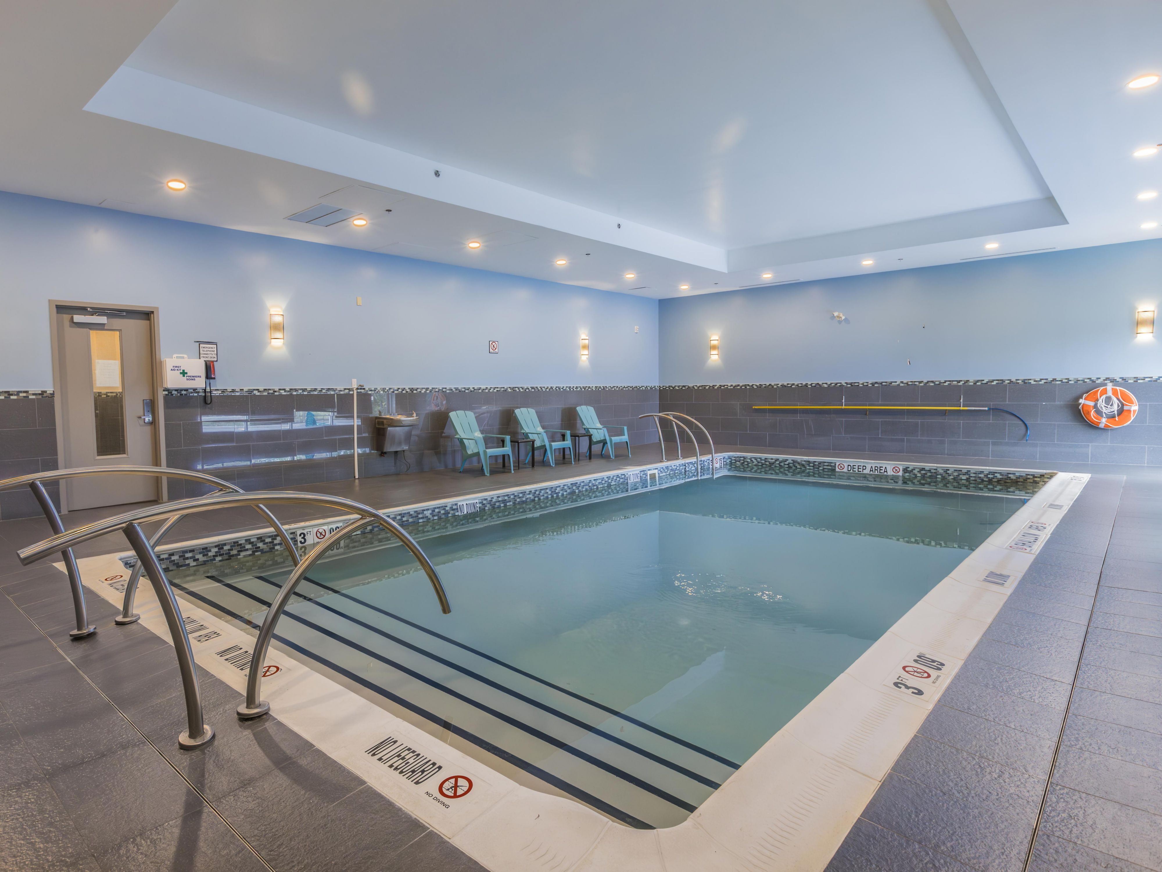 Take a refreshing dip in our indoor pool, perfect for unwinding after a long day. Whether you want to swim laps or relax, our pool area is designed for all guests to enjoy. The heated pool ensures a comfortable swim any time of year, making it an ideal option for both families and solo travelers.