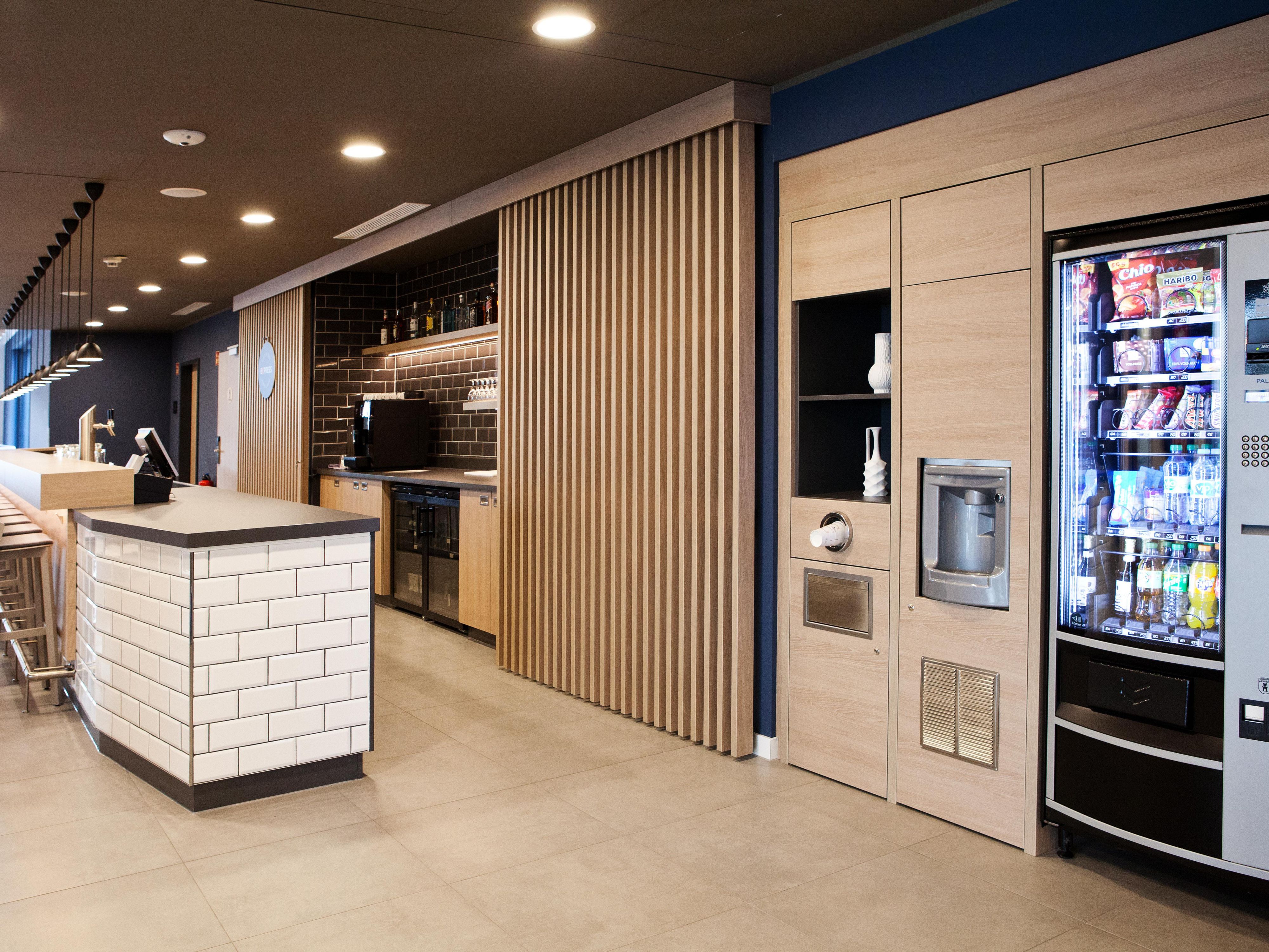 There is snacks & drinks 24/7