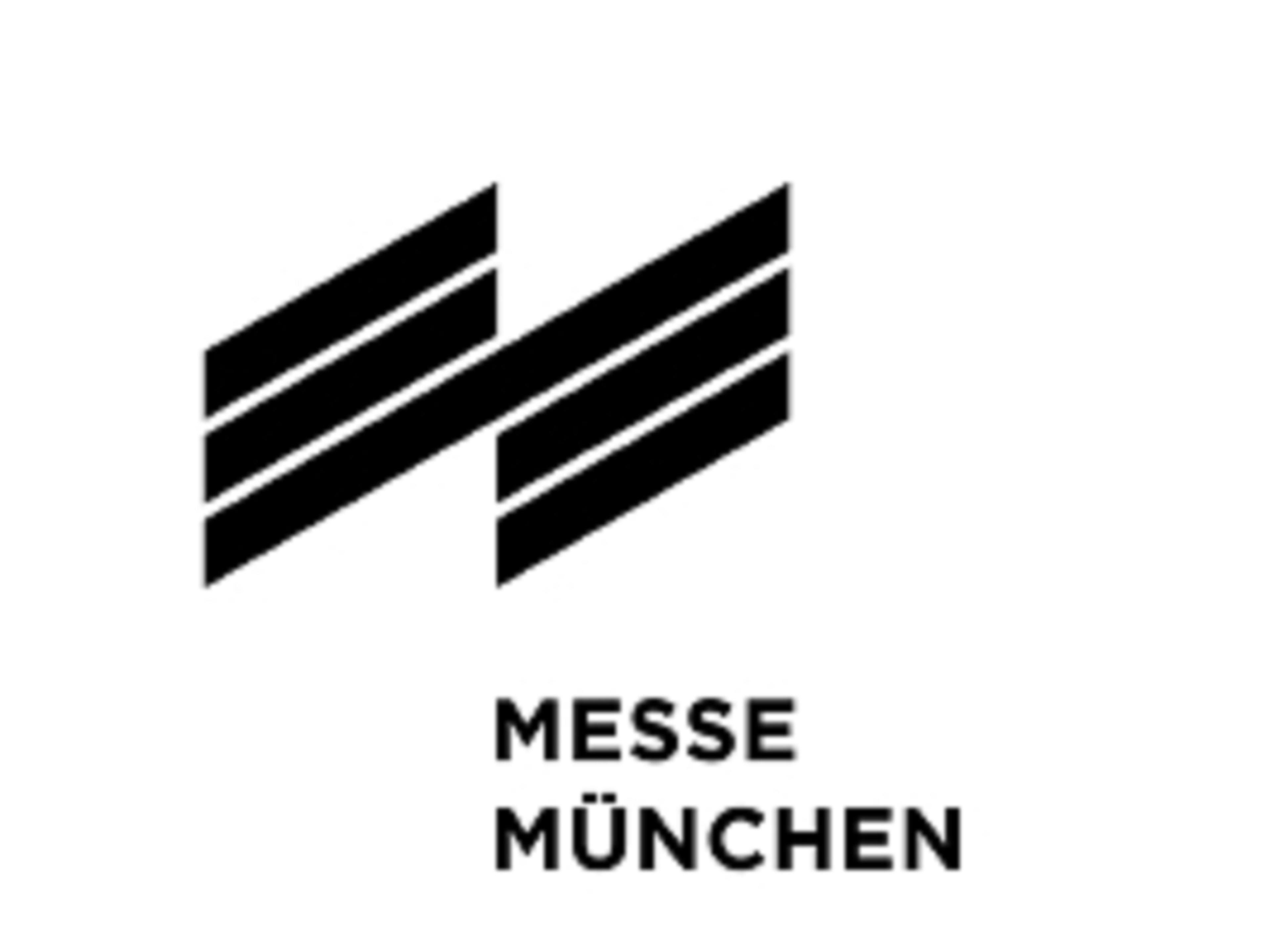 We are so close to Messe Munich! From our hotel, you can drive straight onto the highway and you will be there in no time.
