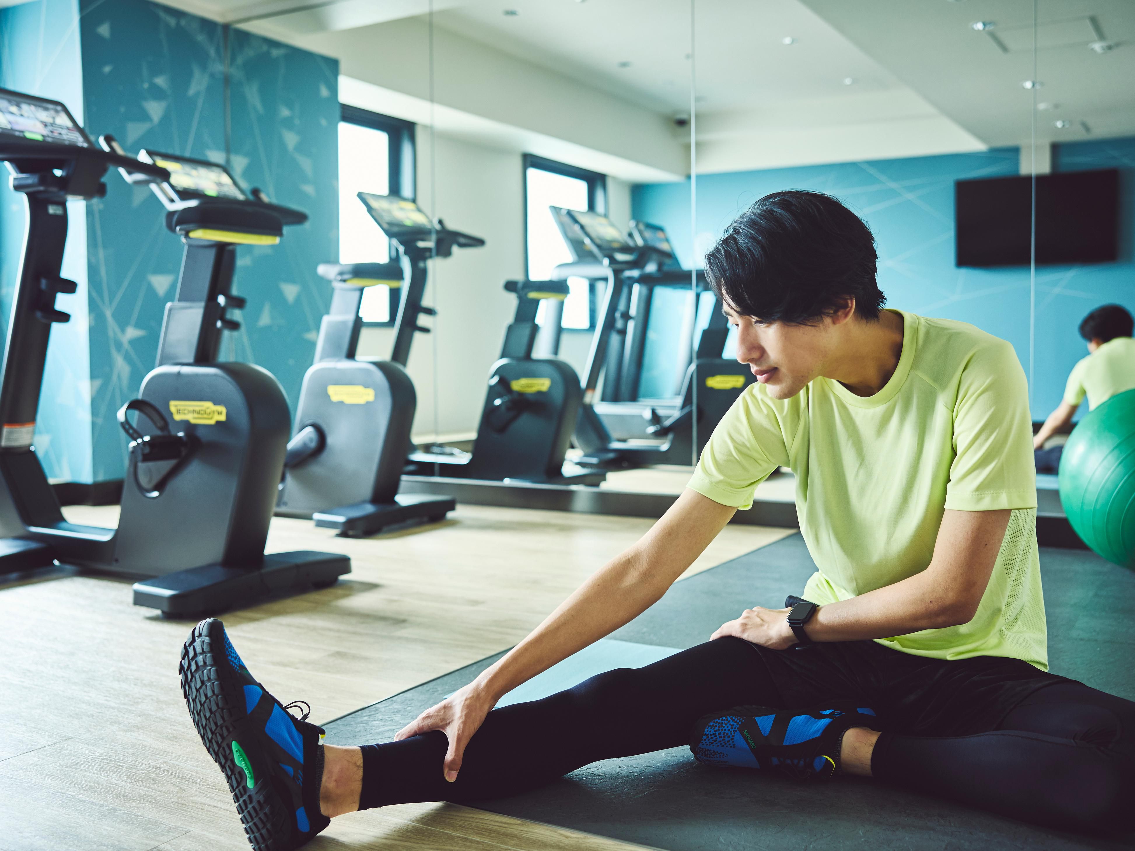 Experience our hotel's gym, open 24 hours by reservation for your convenience. Our gym is equipped with treadmills and air bikes. Enjoy yoga or Pilates with available mats and a mirrored wall. Enjoy your workout at your own pace in our exclusive hotel gym.