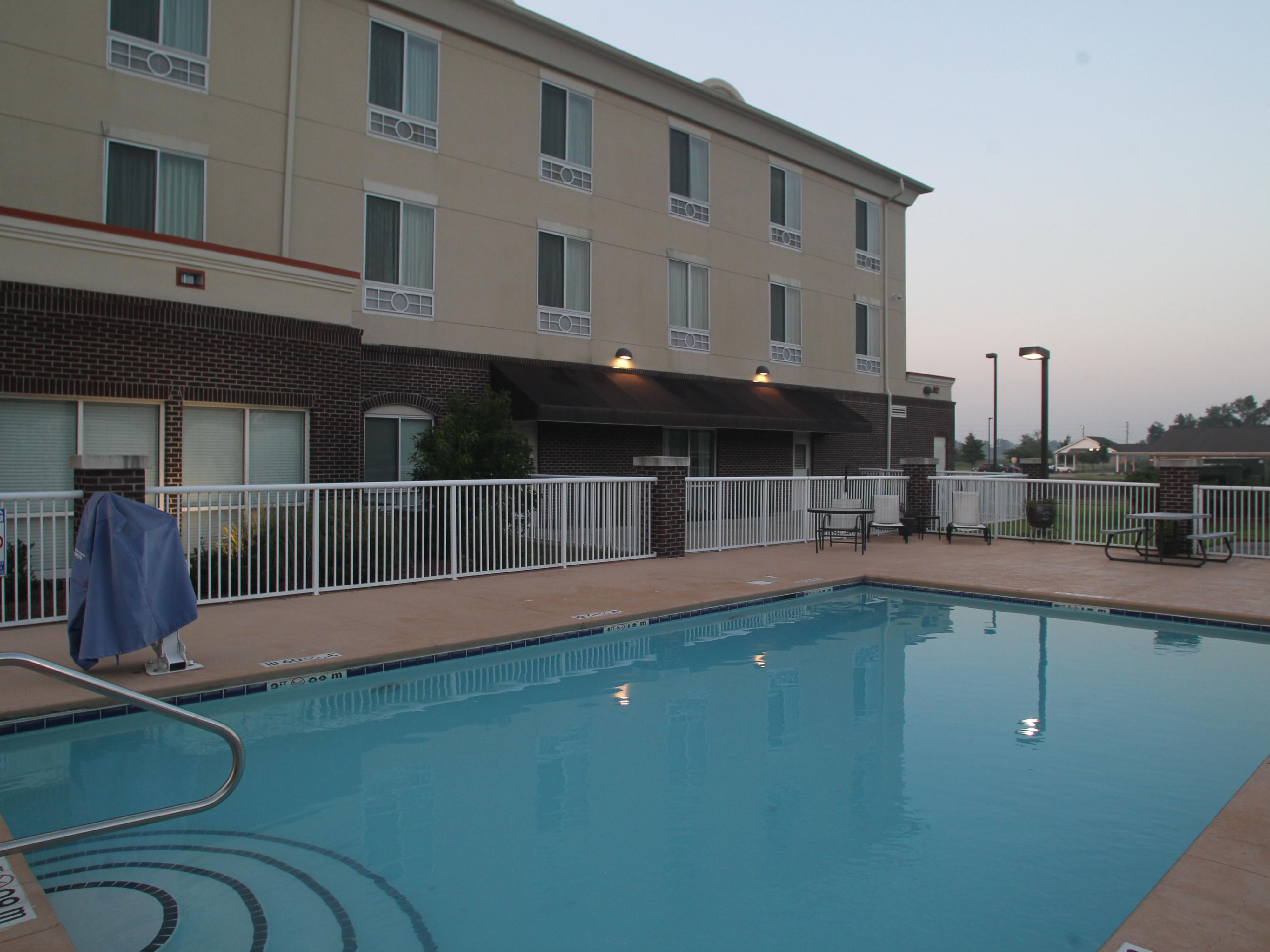 Cool off during the hot days of summer in our seasonal, outdoor pool.  Enjoy sitting pool side and catching up on your favorite book.  Summer doesn't last long so book your trip to Pembroke now!