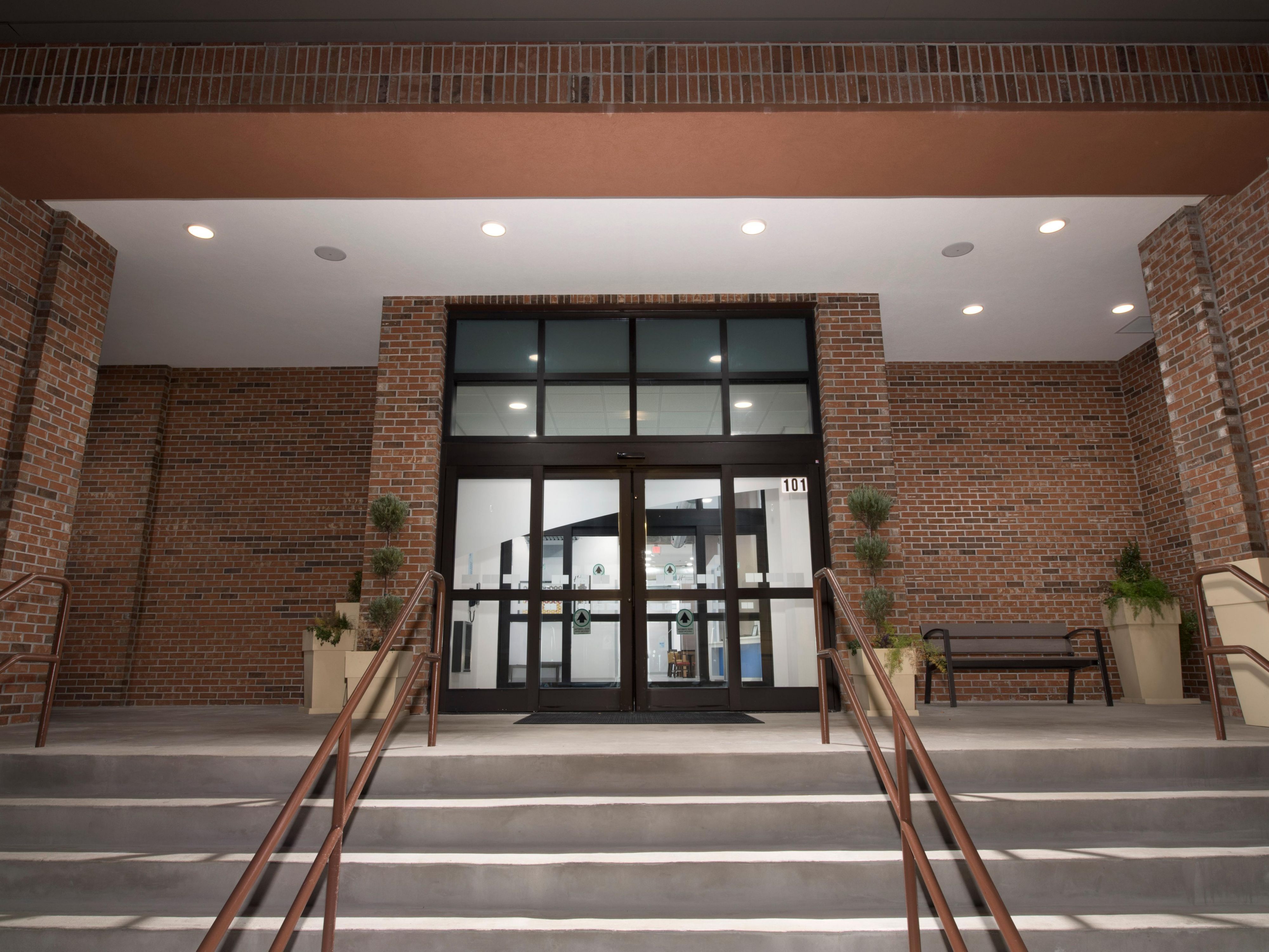 With top Wedding venues just a short distance away, such as Palafox Wharf and 5eleven Palafox, choose our location for your friends and family.