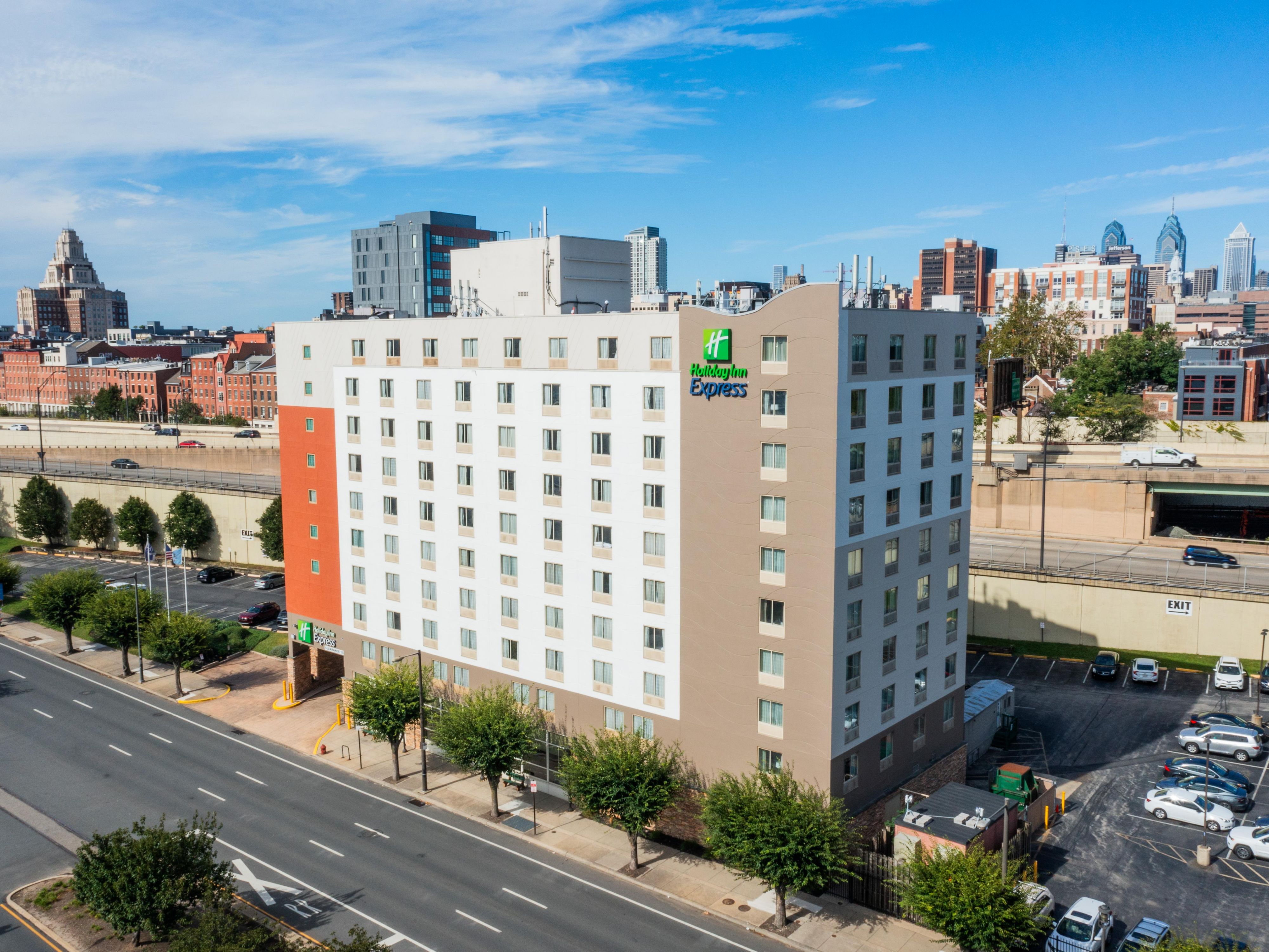 Stay with us on your next visit to Philadelphia!