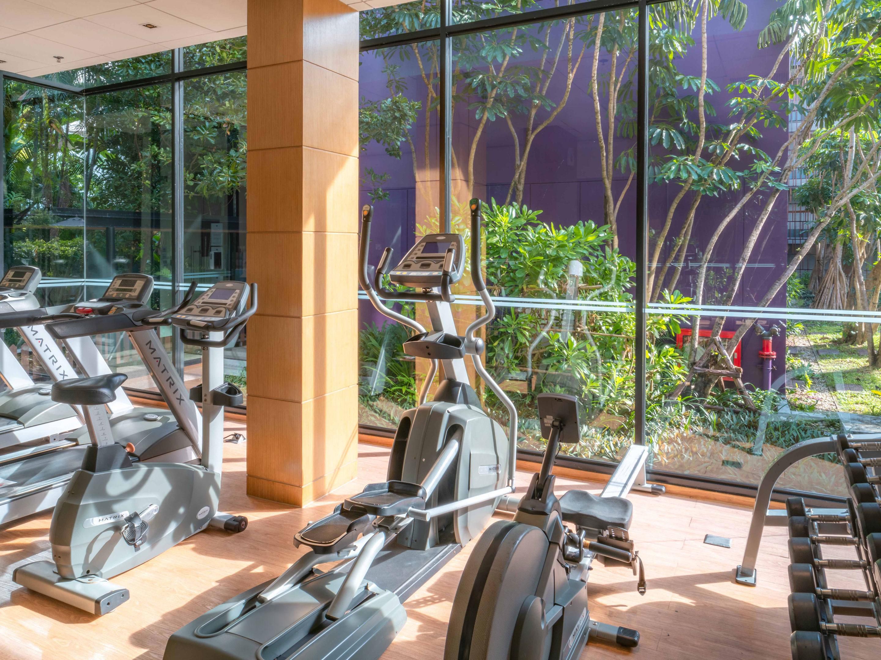 Our 24-hour fitness center is thoughtfully equipped with state-of-the-art facilities and is conveniently located to ensure your utmost comfort and convenience. We hope you enjoy your workout experience with us.