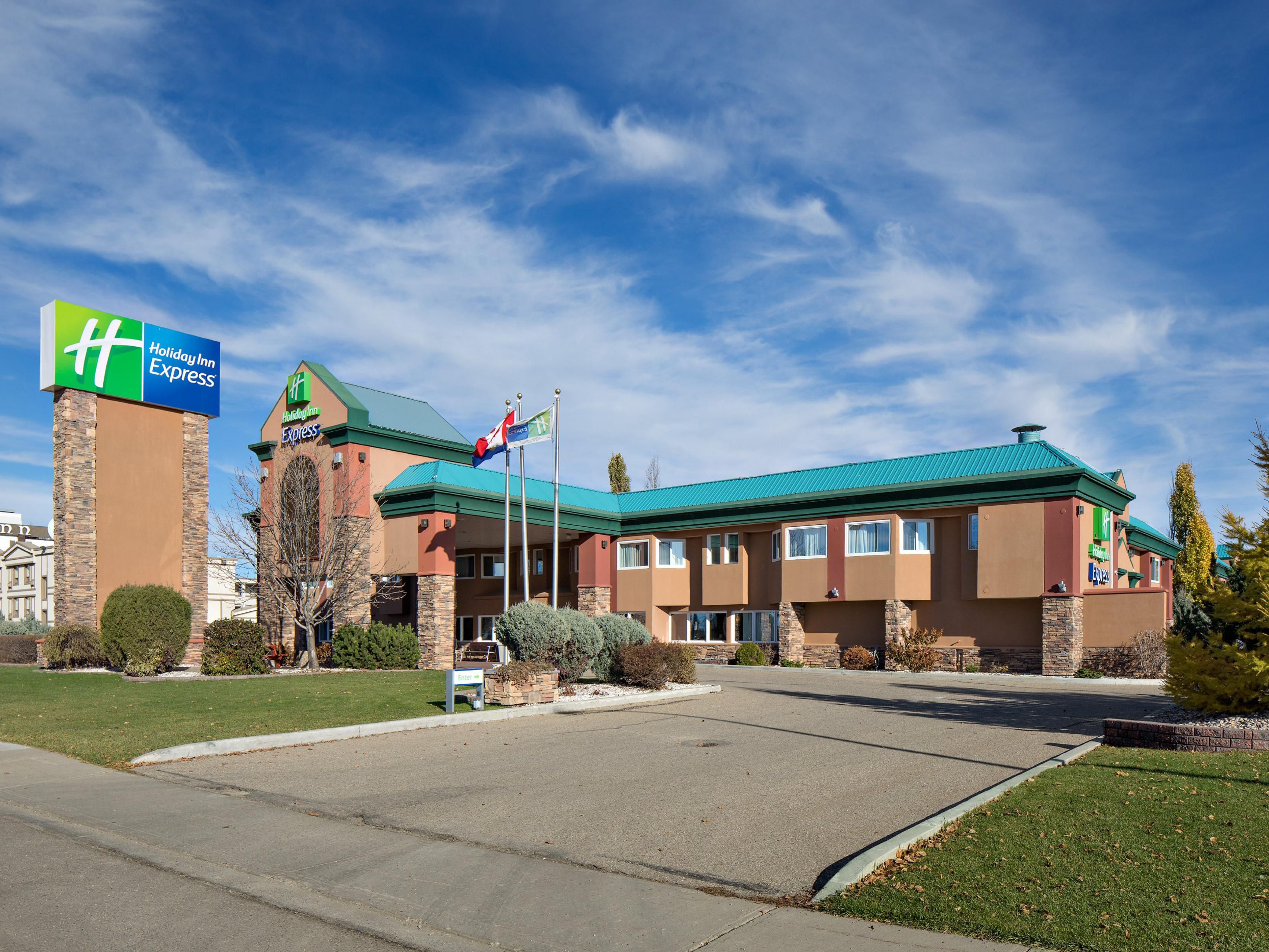 Holiday Inn Express Red Deer is happy to offer complimentary parking for all guests.