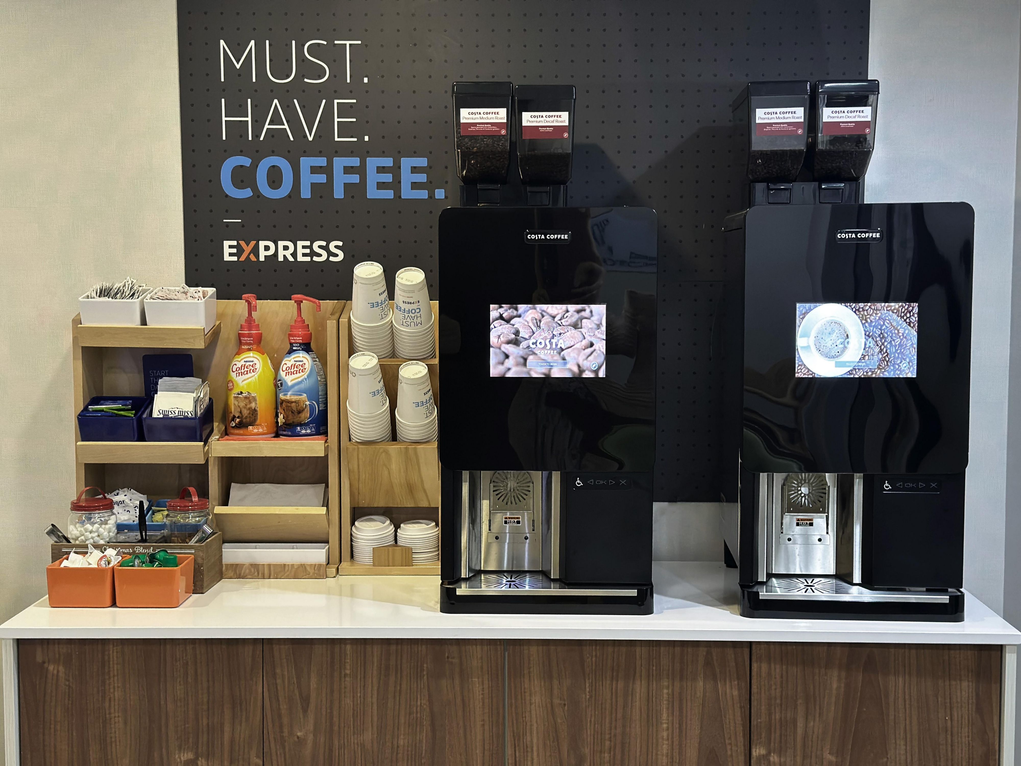 Savor the taste of freshly brewed coffee around the clock with our new bean-to-cup coffee machine, available 24/7 in the lobby. Elevate your stay with us and relish every sip of our exceptional coffee!