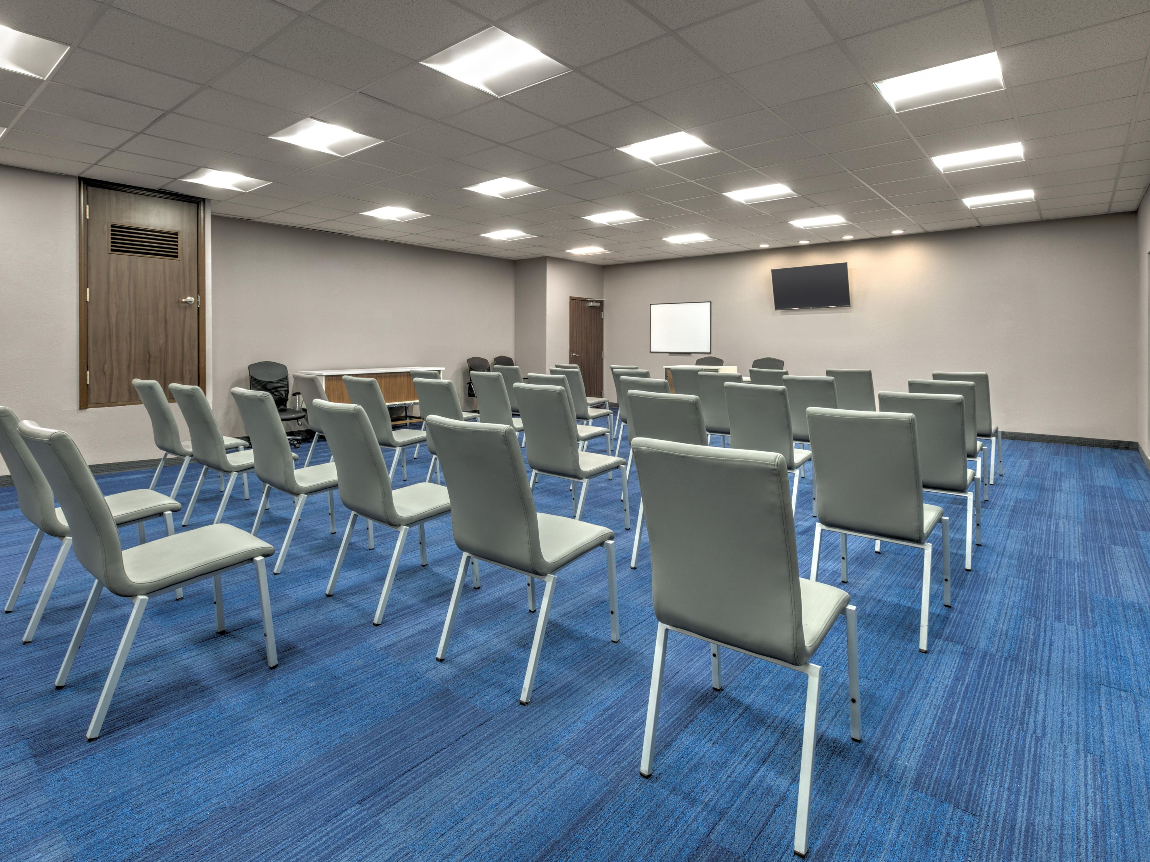 Discover our exceptional meeting spaces designed to make your event unforgettable. Email us now to secure your booking and ensure every detail is perfect.