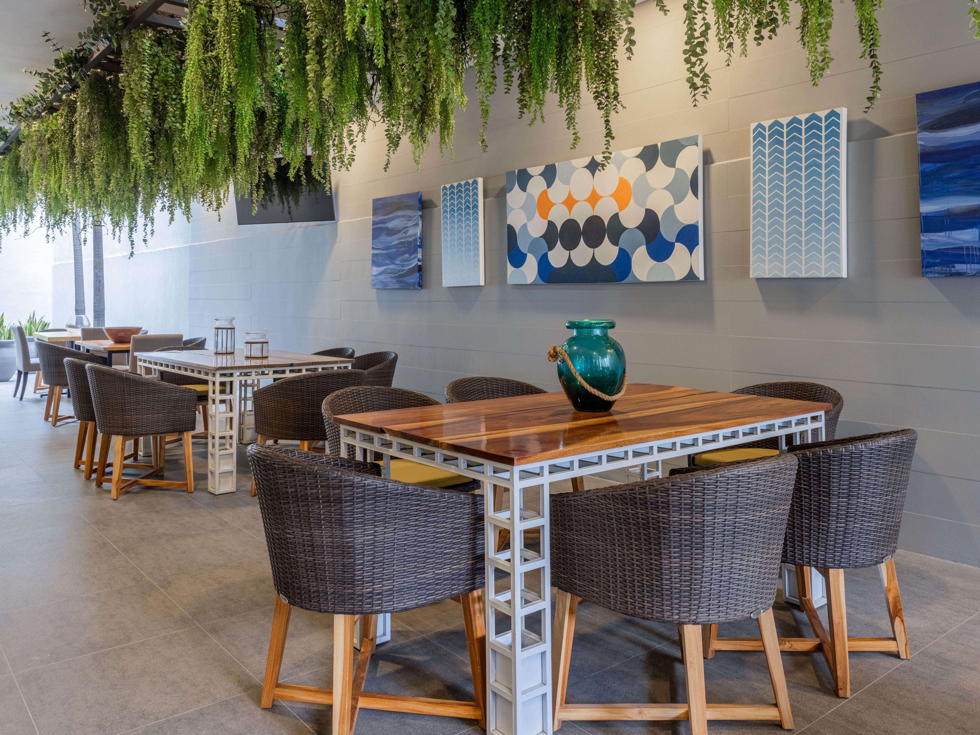 Savor freshly squeezed juices, just-picked fruit, Costa Rica-grown coffee, and your favorite breakfast items in our daily buffet. Whether you sit and stay or grab and go, the meal is complimentary for every guest.