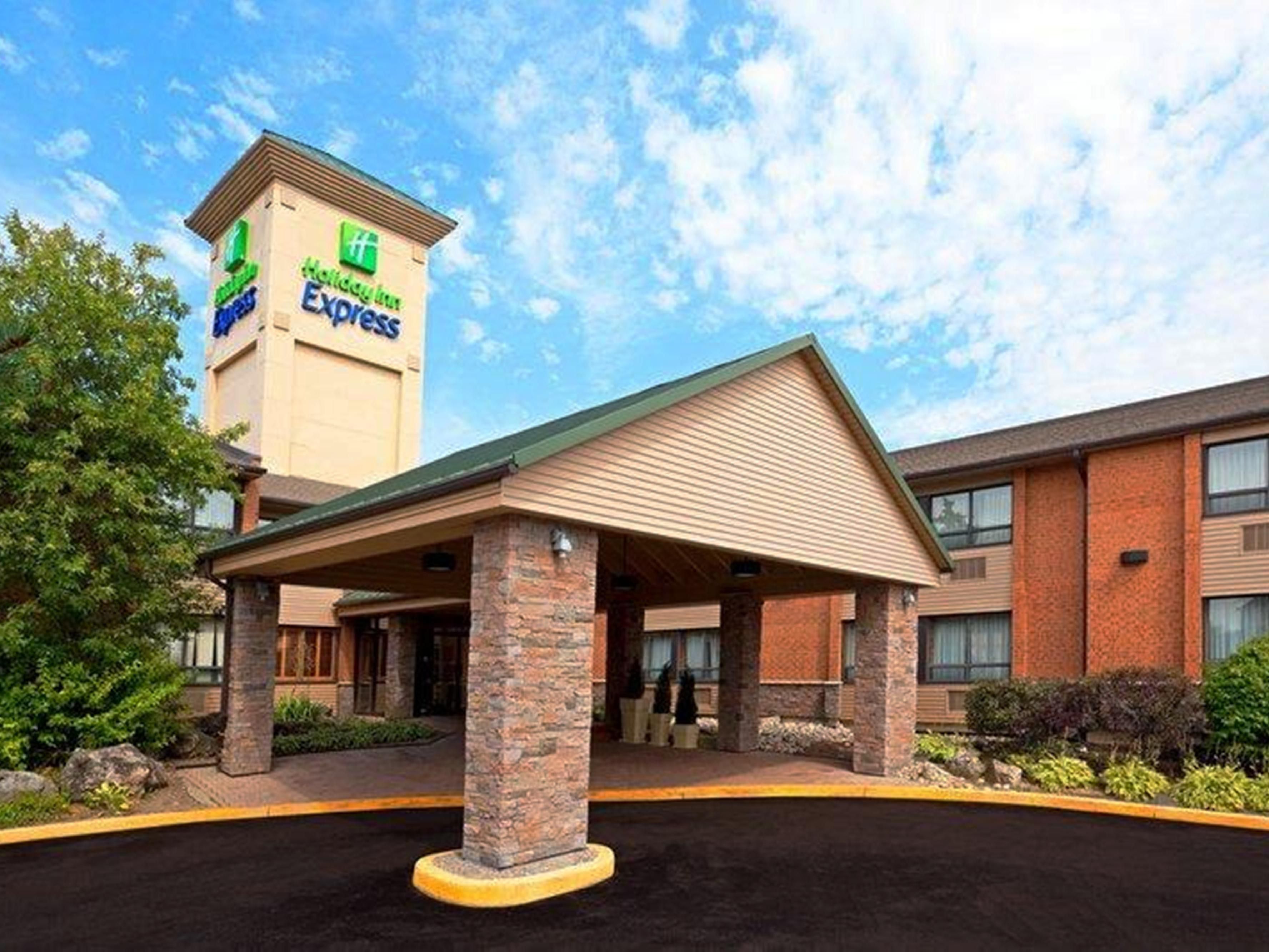 Welcome to the Holiday Inn Express Toronto East - Scarborough!