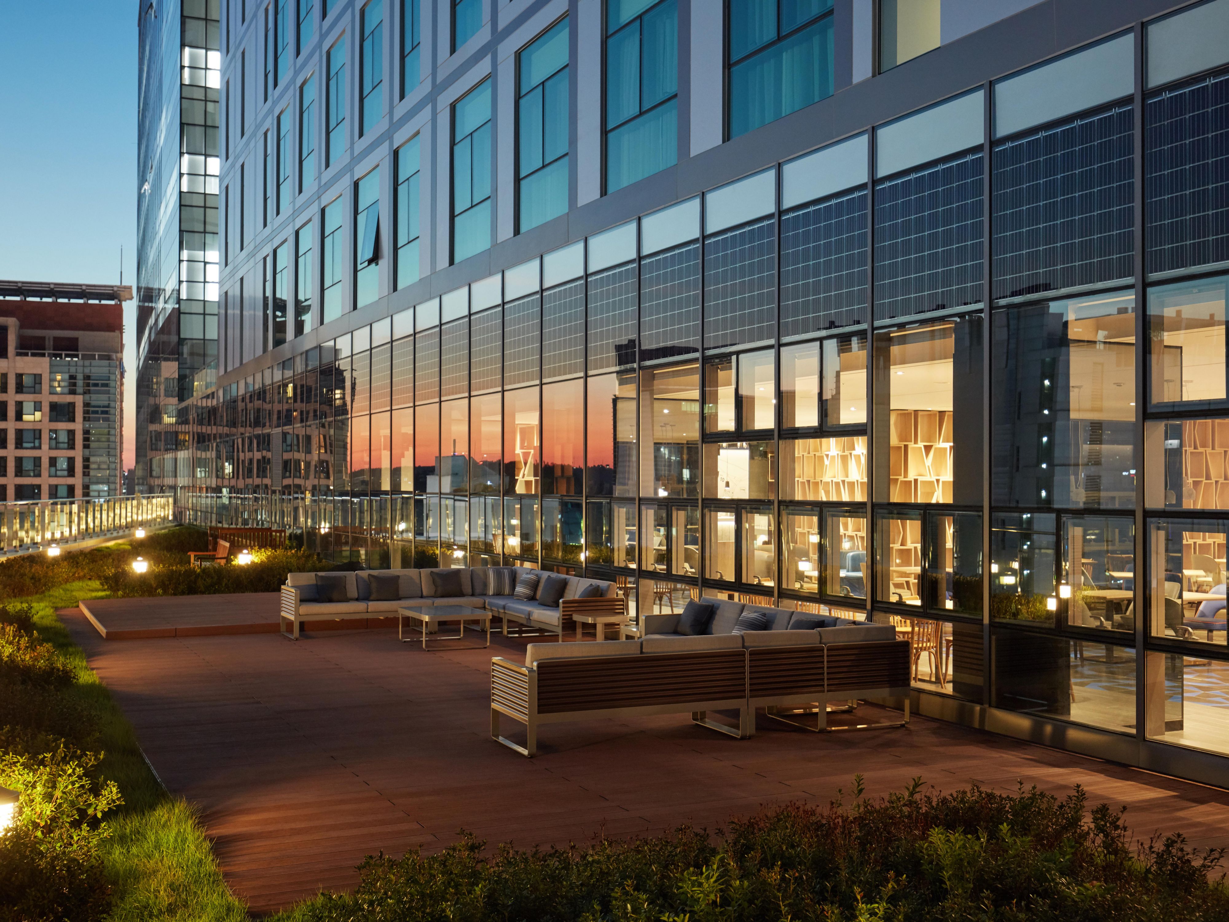 Relaxation with a night view out Hotel Terrace