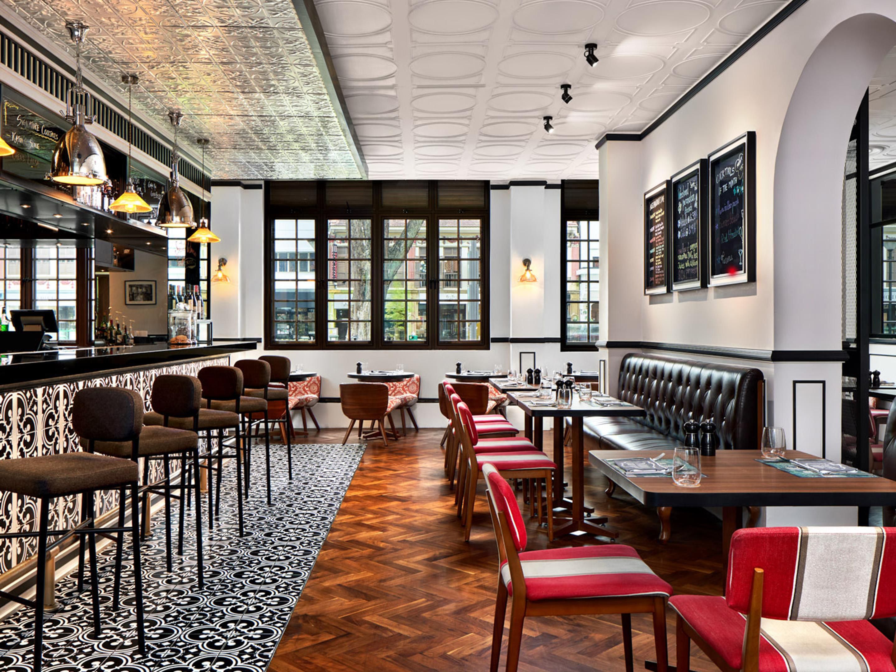 Just beside Holiday Inn Express Singapore Katong, Baba Chews is our partner restaurant, which serves local flavours with a twist. Enjoy modern takes on hearty classics like Wagyu burgers, Gambas, and Assam Halibut Risotto. Complement your meal with one of our neighbourhood-inspired cocktails, each inspired by the flavours and stories of Katong.