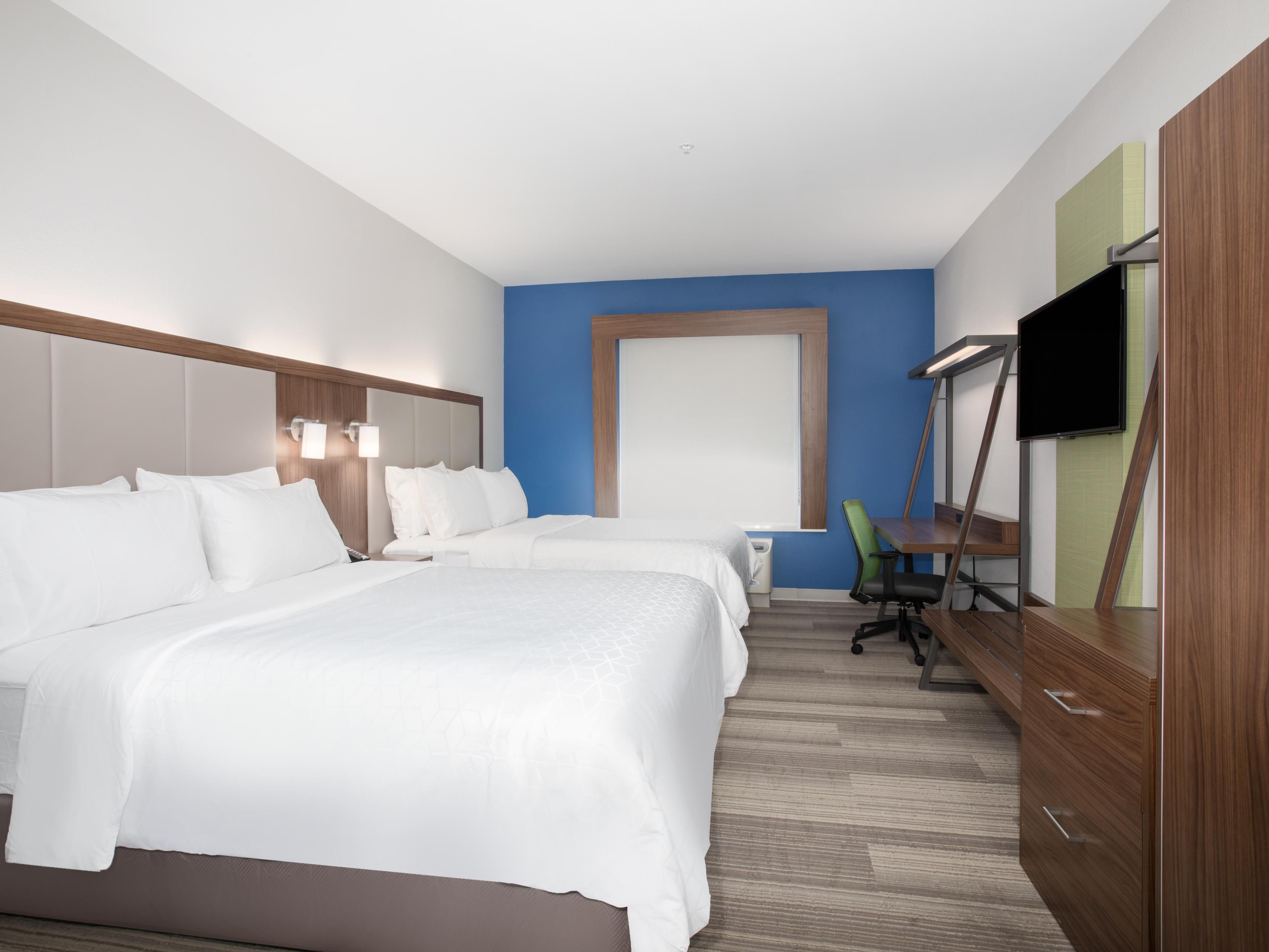 2 Bed Suite Nonsmoking With Sofa Bed 