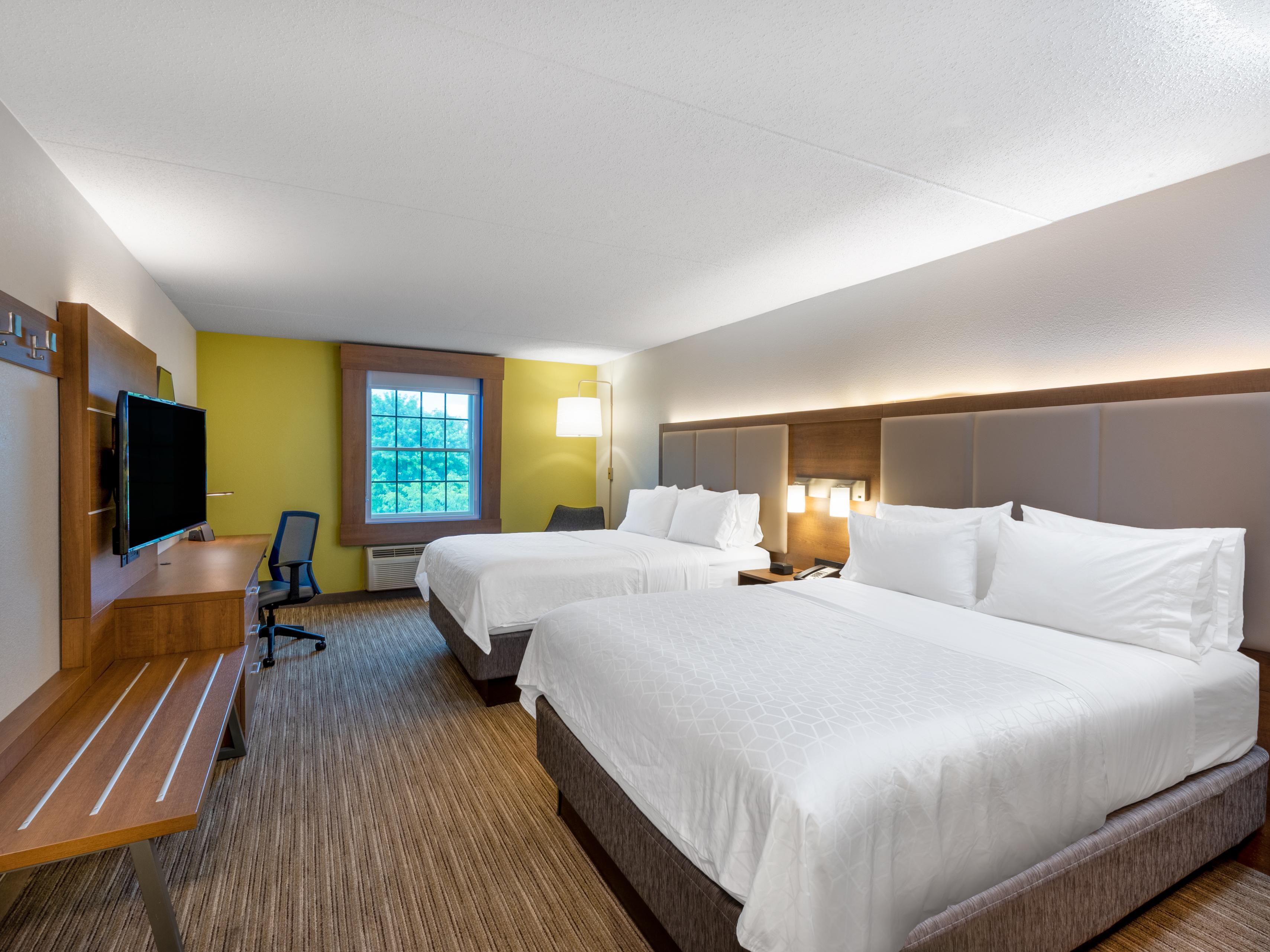 2 Queen Guest Room - Beds 