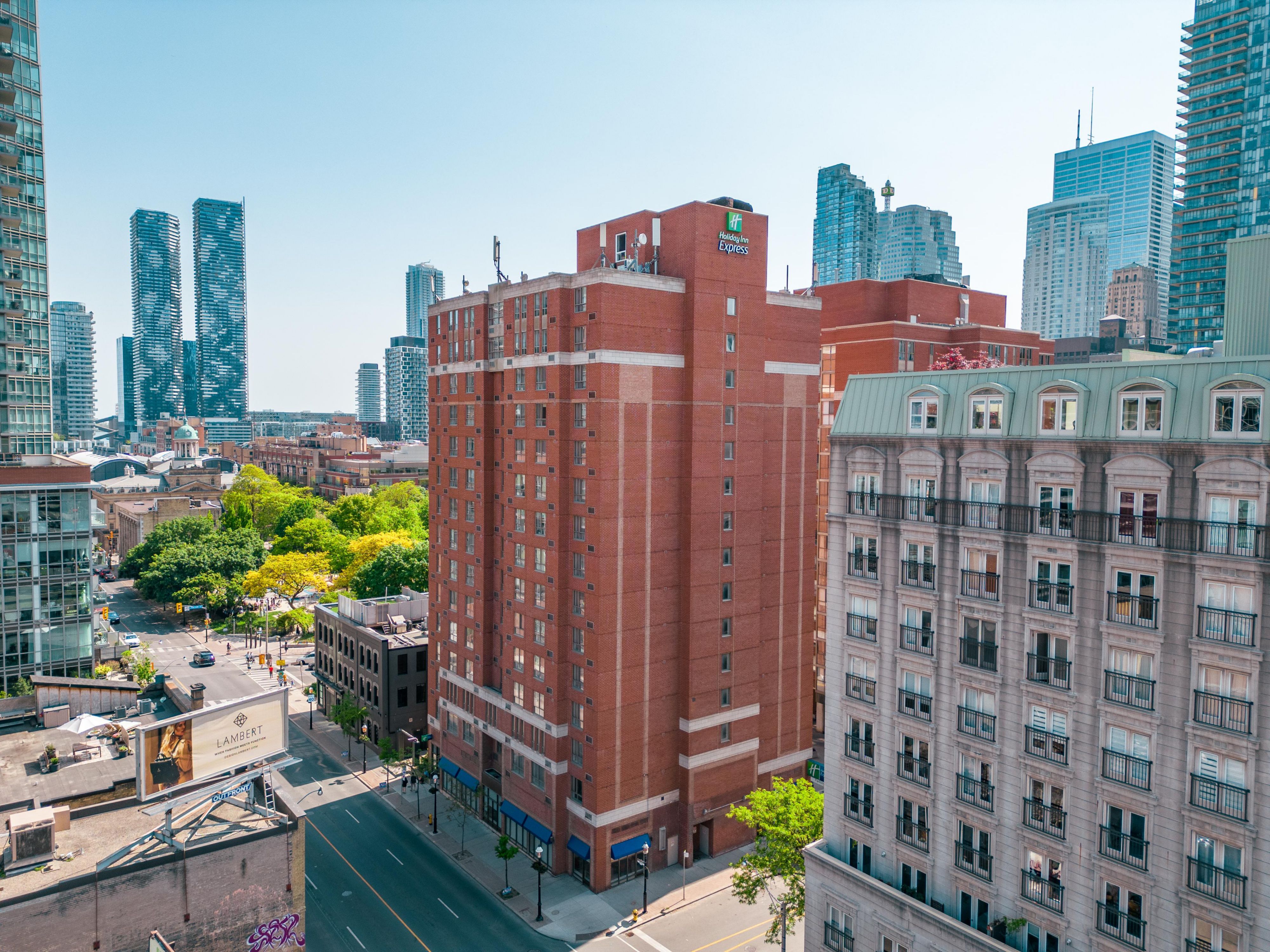 Holiday Inn Express Toronto Downtown South Facing