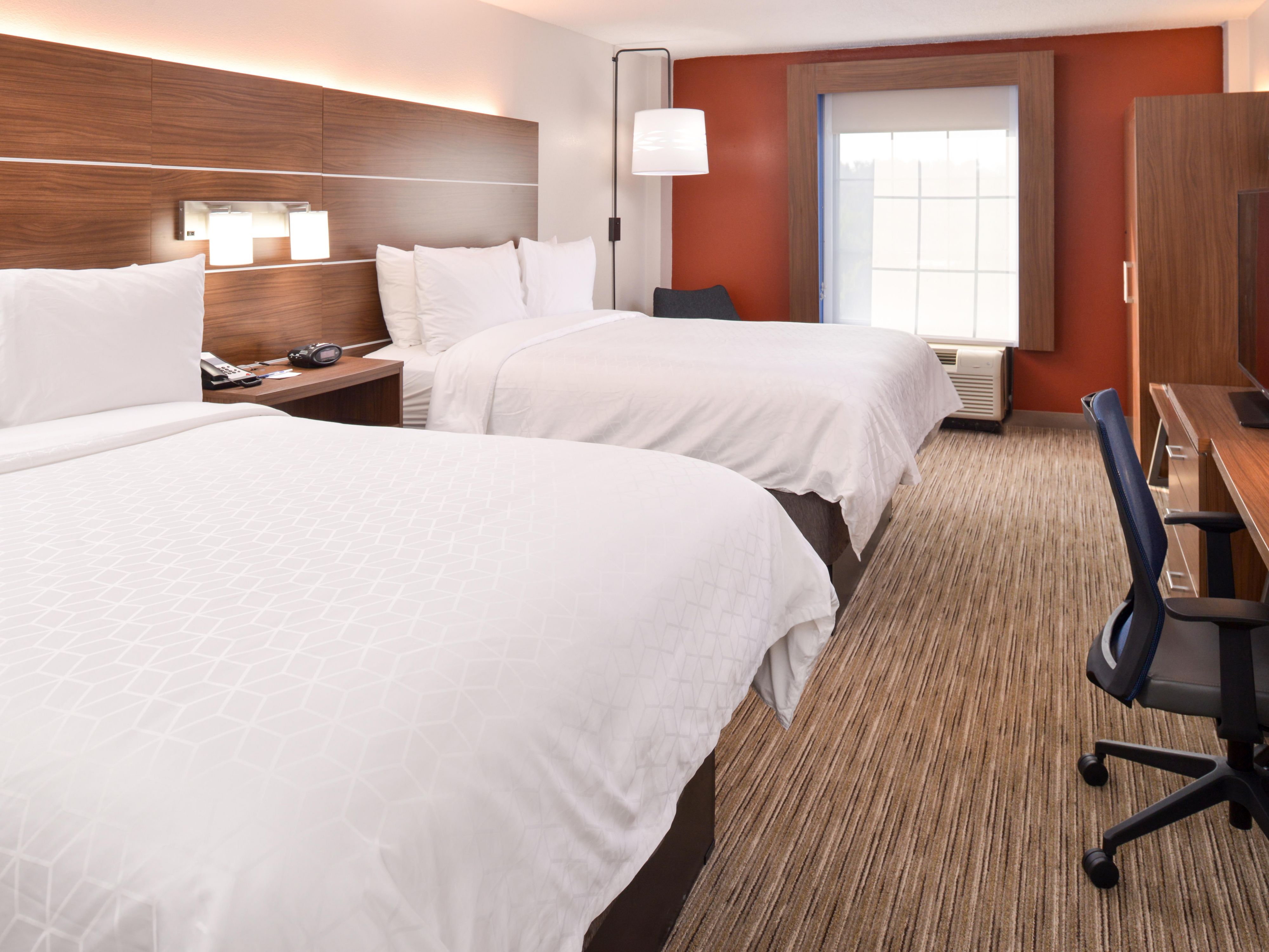 Discover the joy of a staycation at Holiday Inn Express Towson. Spacious suites, complimentary breakfast, and all the comforts of home await. Unwind and reconnect with loved ones at the Holiday Inn Express Towson, MD hotel.