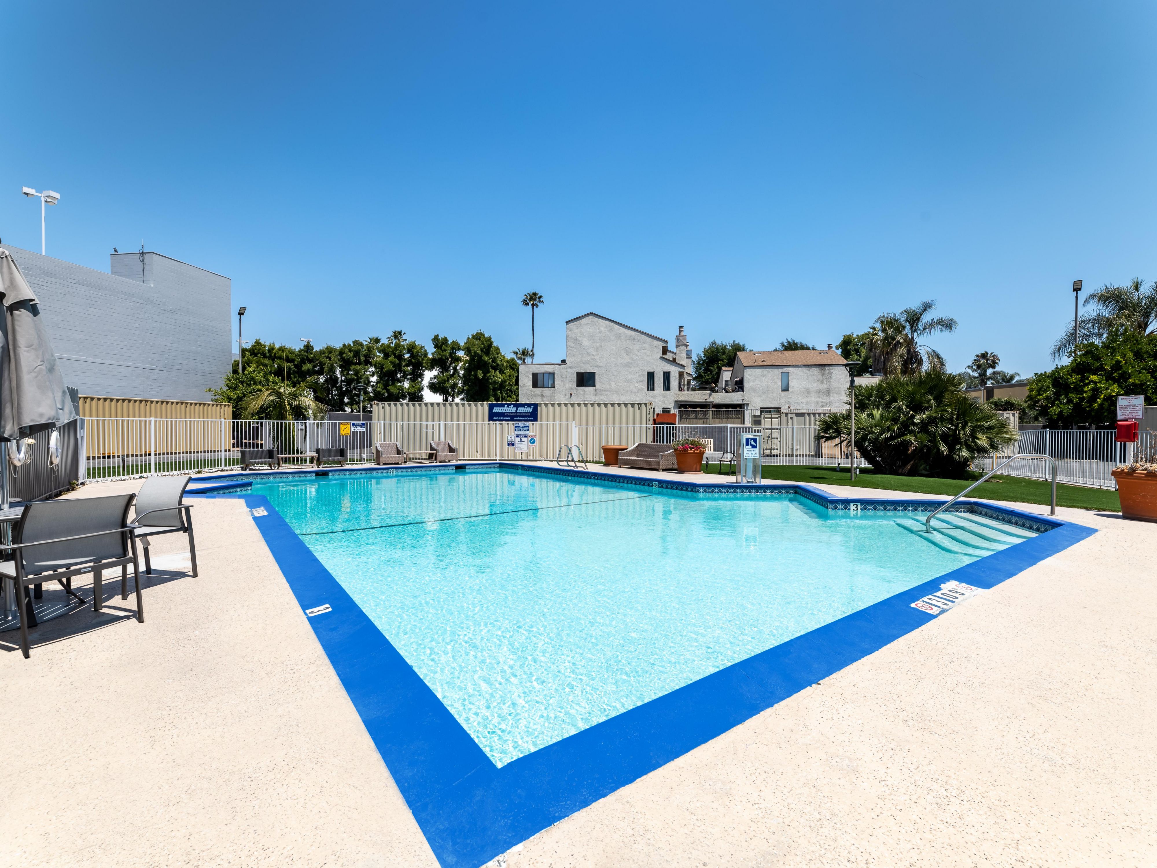 Take a dip in our sparkling outdoor pool under the California sun.