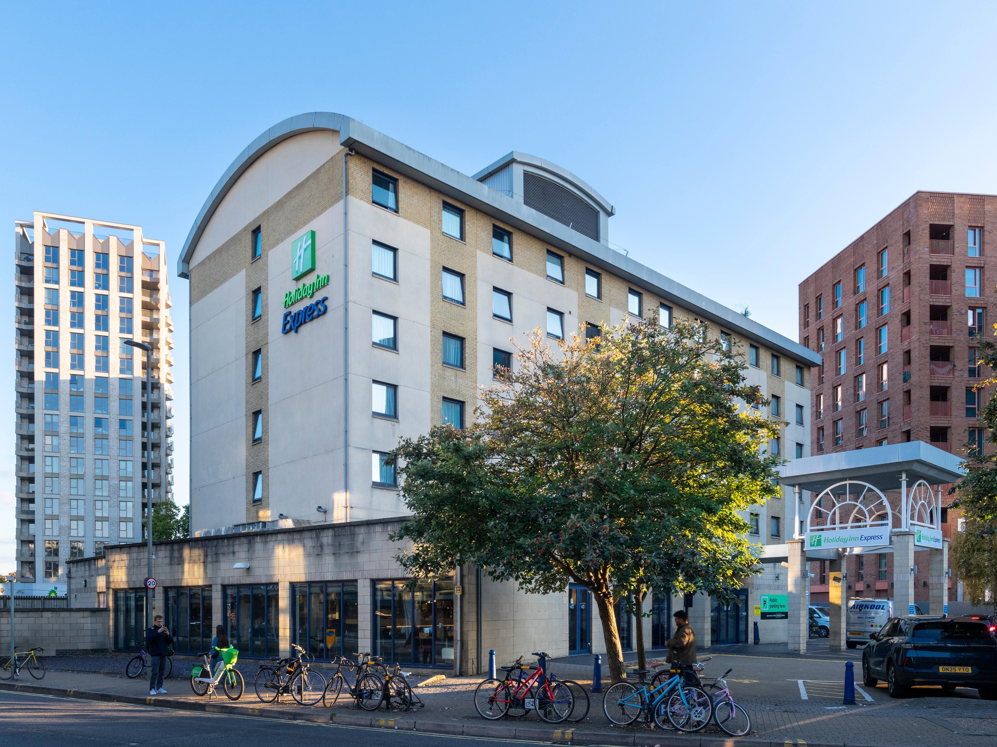 Welcome to the Holiday Inn Express London - Wandsworth.