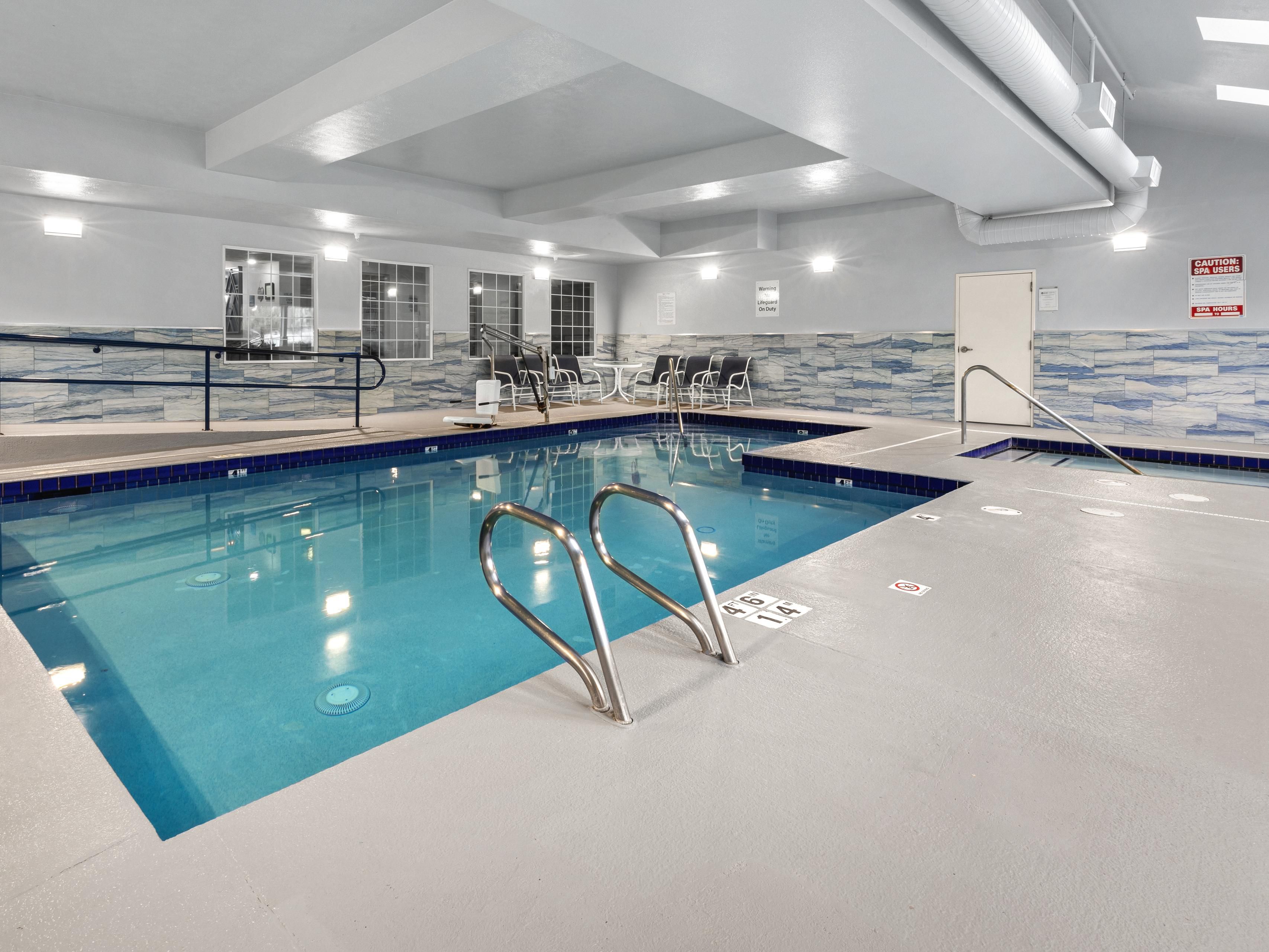 Take a dip in our indoor pool swimming pool, which is open for your enjoyment from 6am - 11pm daily.