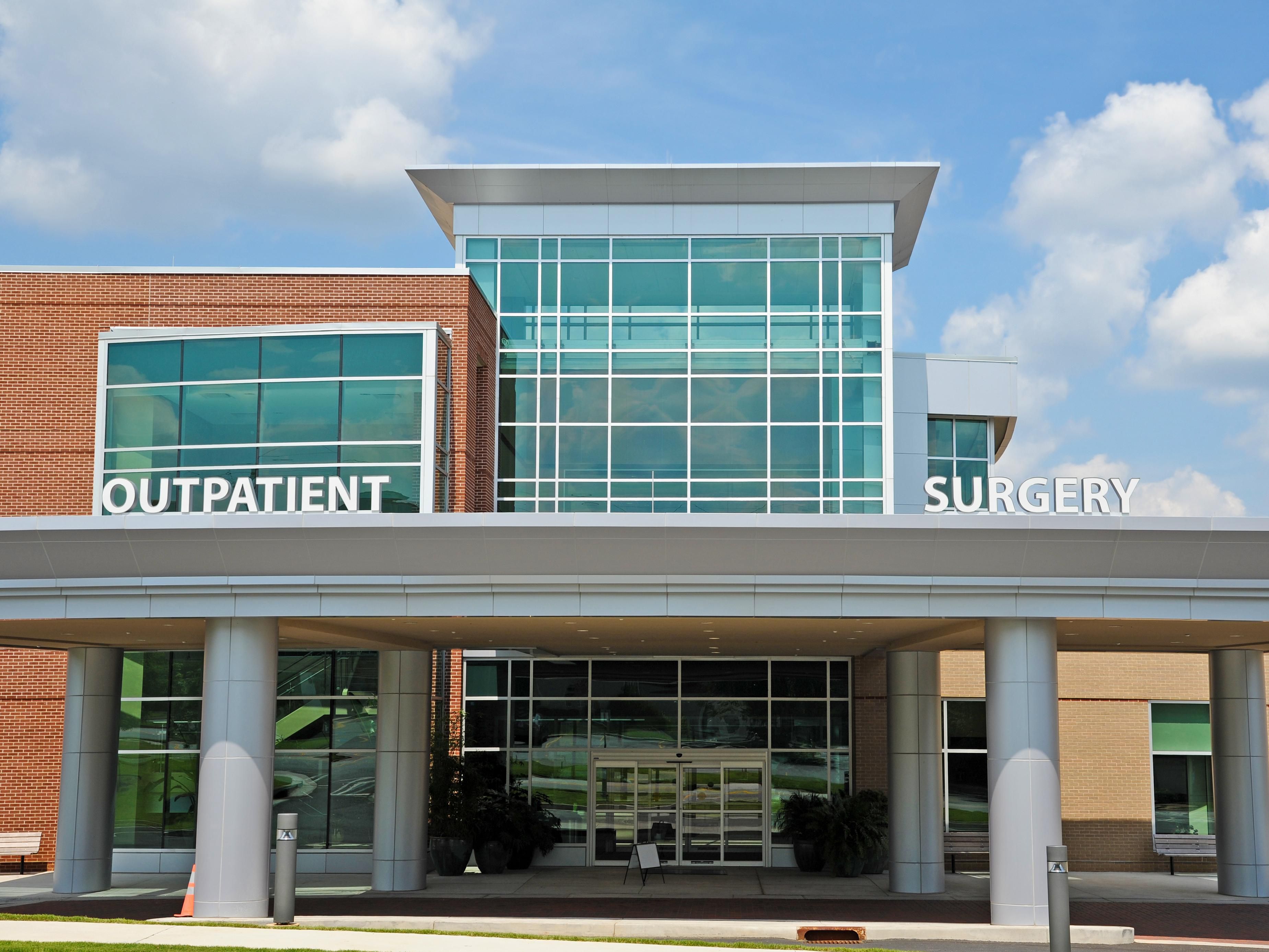 Have a loved one receiving services at the West LA VA Hospital? We have the perfect place for you to stay so you can easily visit them. Holiday Inn Express West LA is located less than a mile from the VA Hospital.  