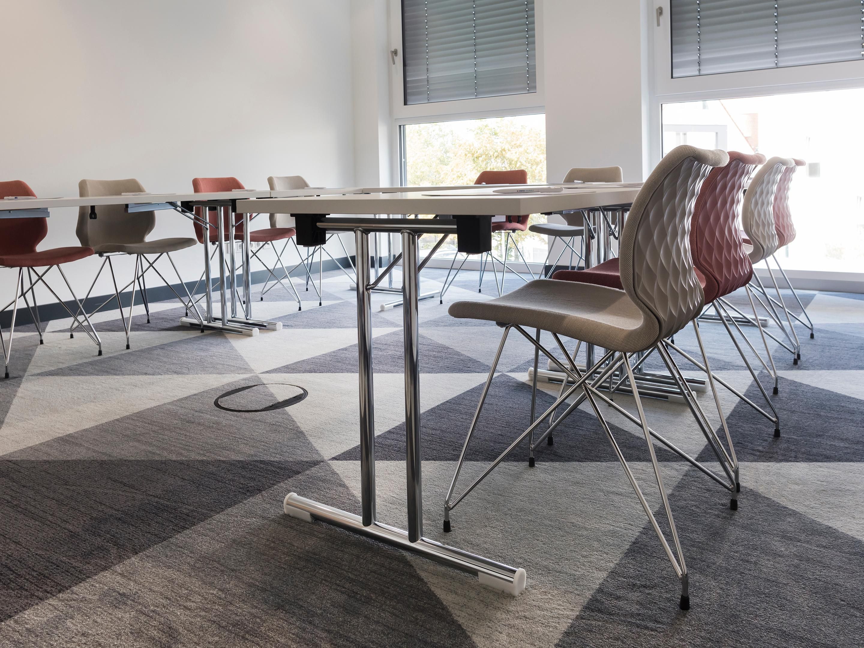 Meetings at Holiday Inn Express Wiesbaden. For further Information, please contact the hotel directly. 