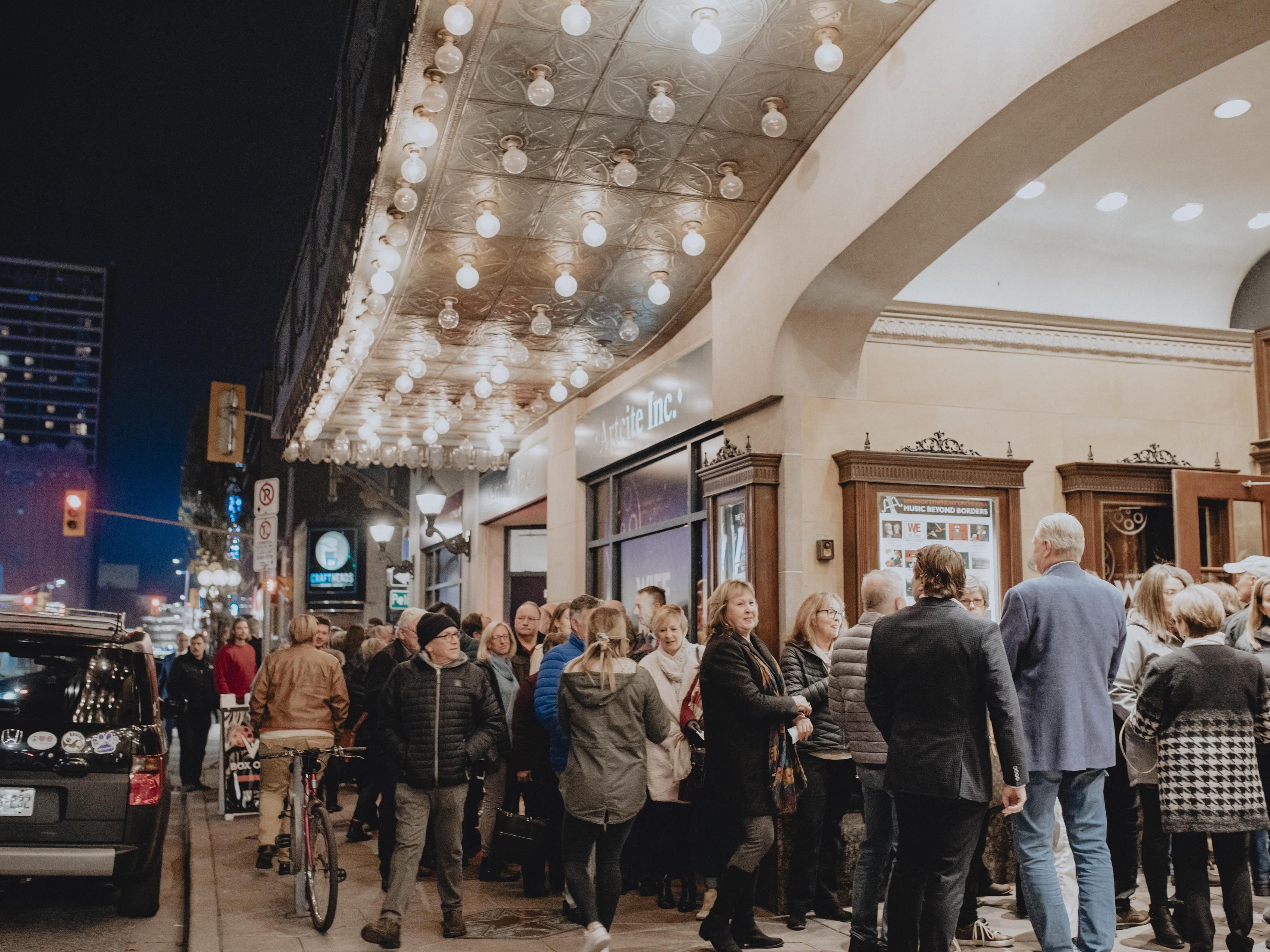 Stay local, relax and recharge with a Canadian Staycation at Holiday Inn Express Waterfront – an IHG hotel! Don’t miss the great sights and attractions in Windsor this summer. Wine tours, cycling trails, incredible food. In the fall, don't miss the Windsor International Film Festival taking place downtown. There’s no shortage of fun to find.