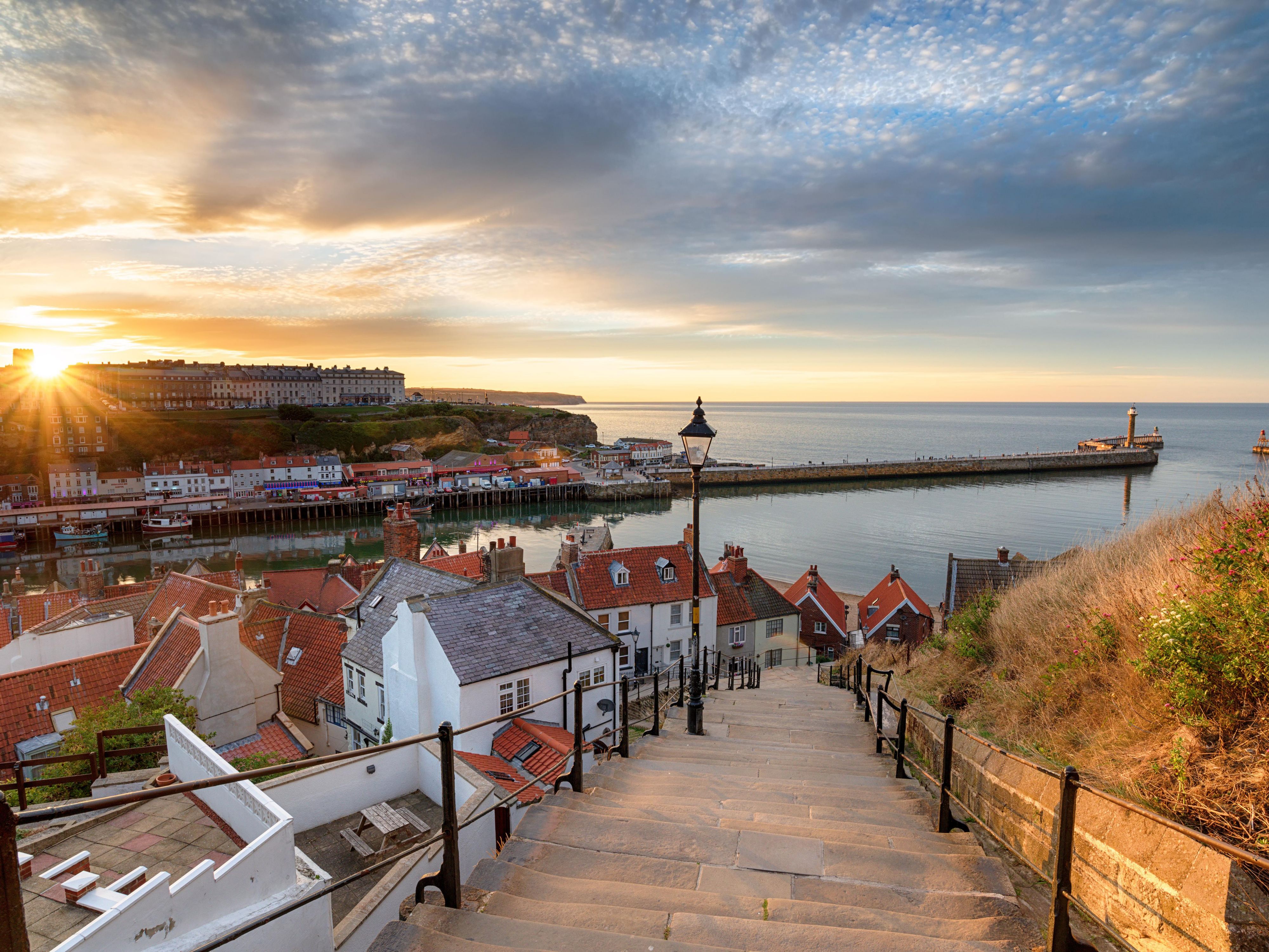 Our location on the outskirts of York City Centre provides plenty to see and do right from the hotel's doorstep. With its proximity to the historic city, as well as sitting just off the A64, allows you to explore more of North Yorkshire from charming market towns to magical moorlands, and the stunning Yorkshire Coast. 
Read our guide. 
