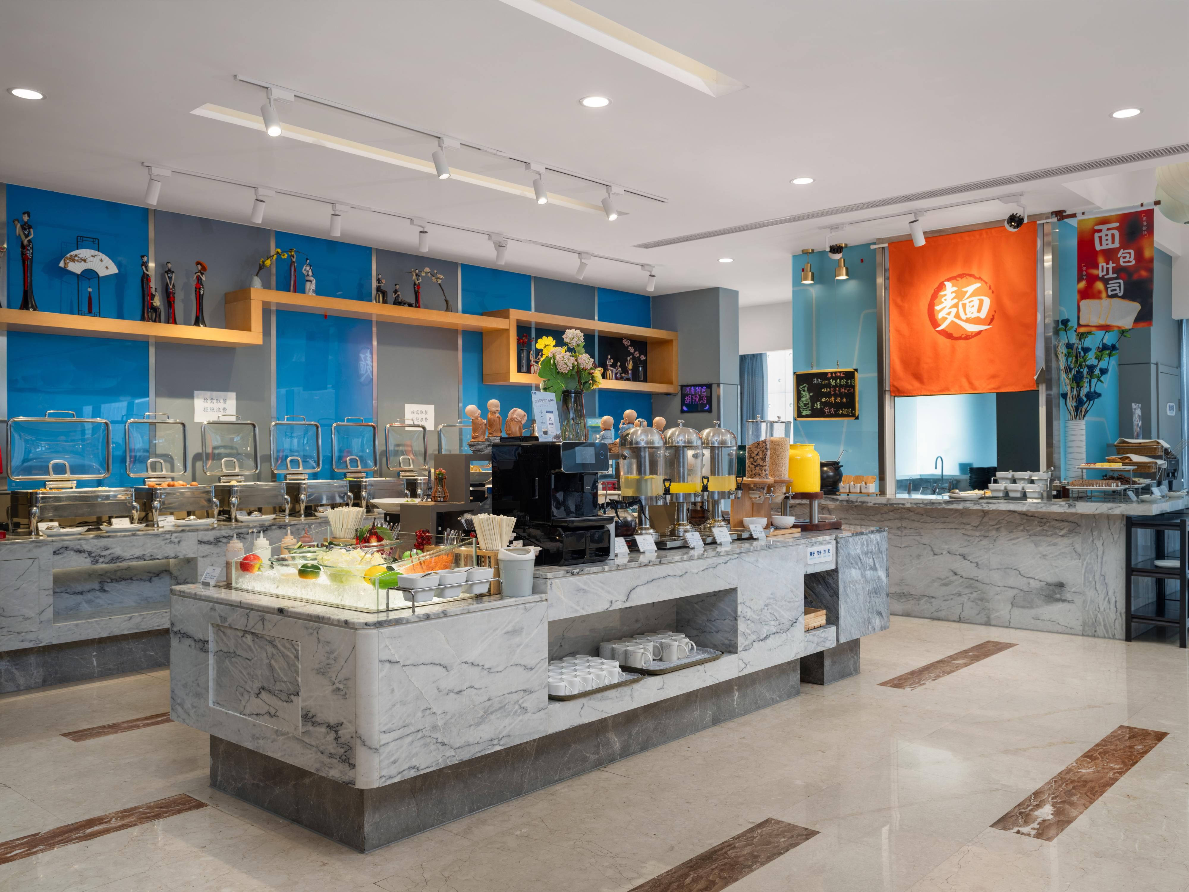 Anxin Small Cafeteria
Carefully selected ingredients, home style flavors, every hungry meal has a healing effect
Workday Package | Light Meal
Address: Smart Space on the 5th floor of the hotel
Business hours: Monday to Friday 18:00-21:00