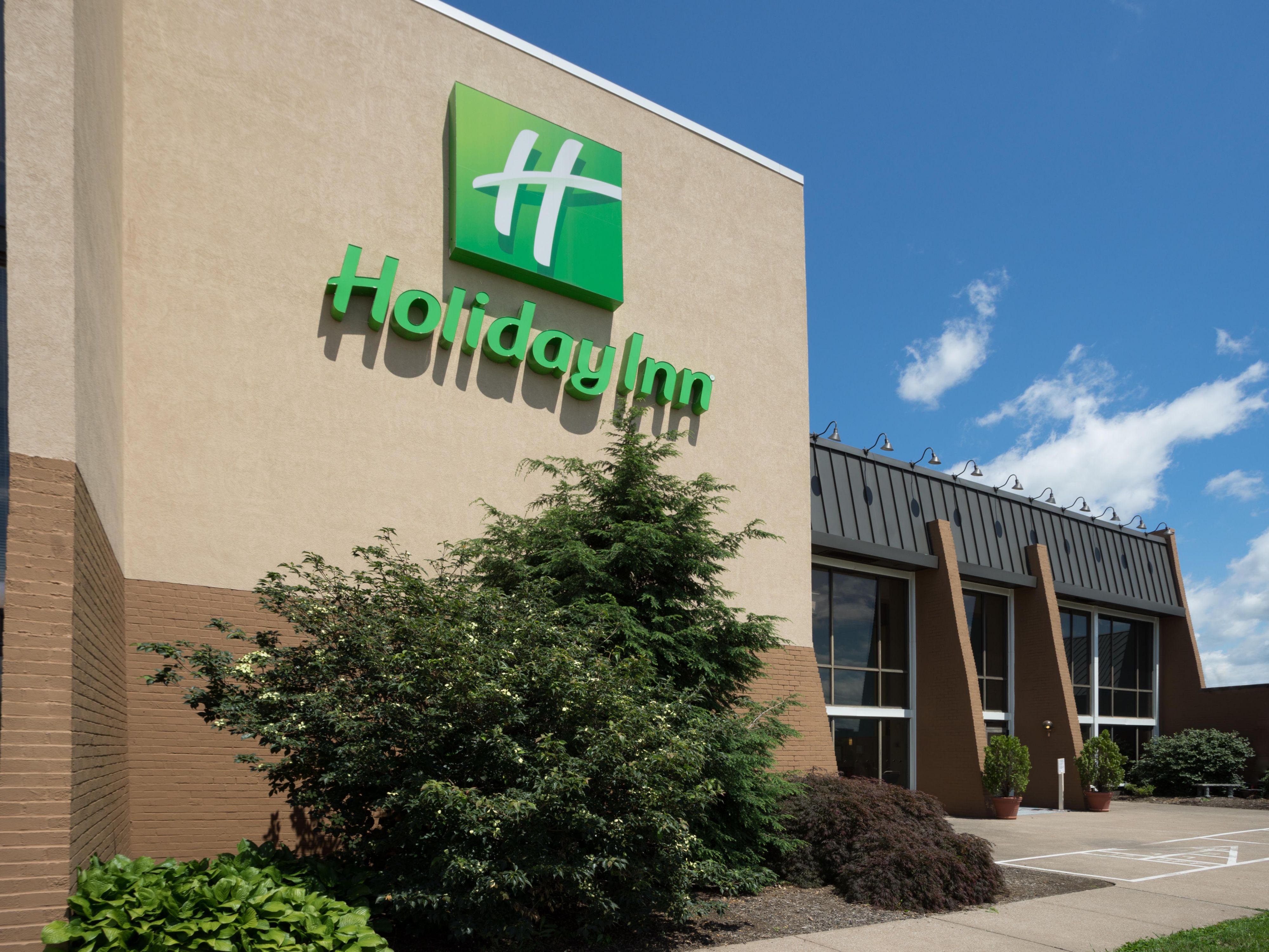 Holiday Inn Harrisburg-Hershey just minutes away from HersheyParK