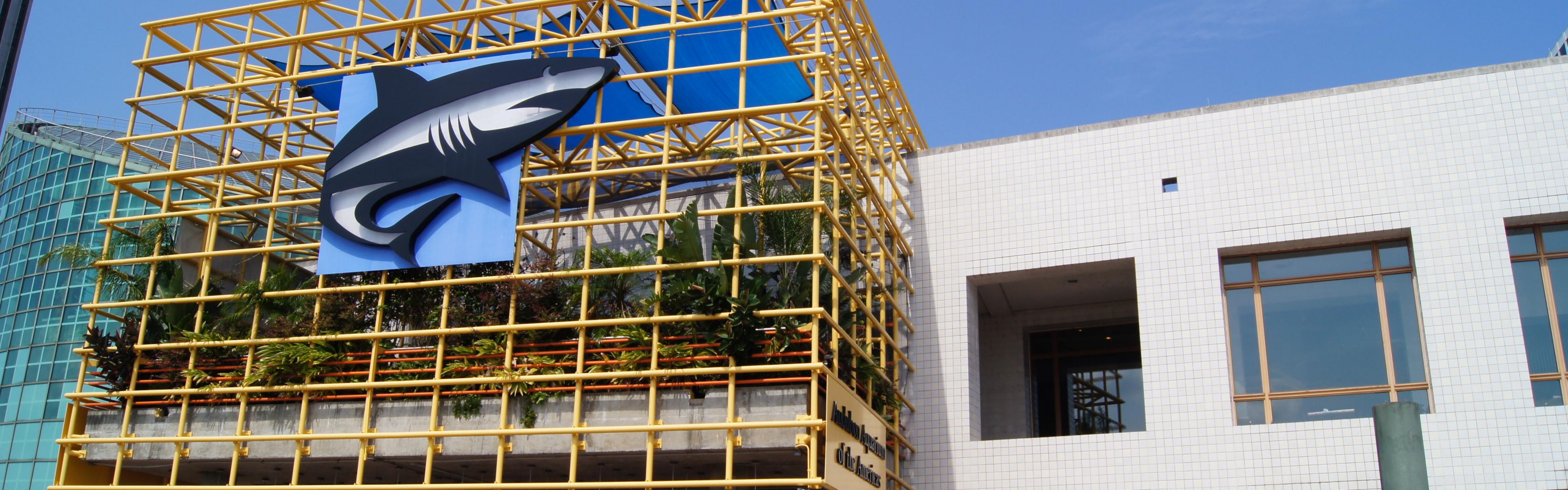 Holiday Inn Westbank is only 4.5 miles from the Audubon Aquarium