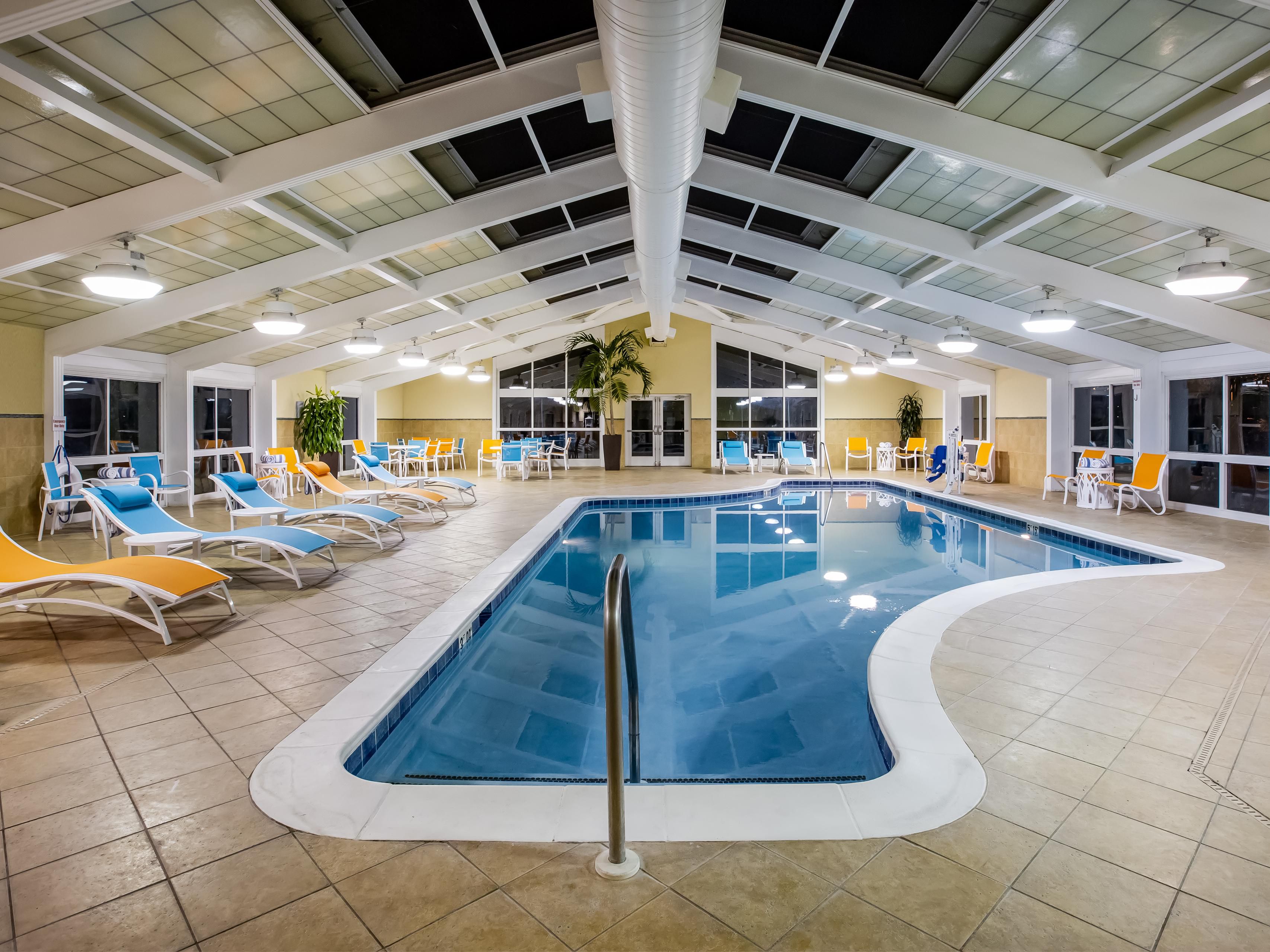 The Holiday Inn Gulfport has a large indoor heated swimming pool. 