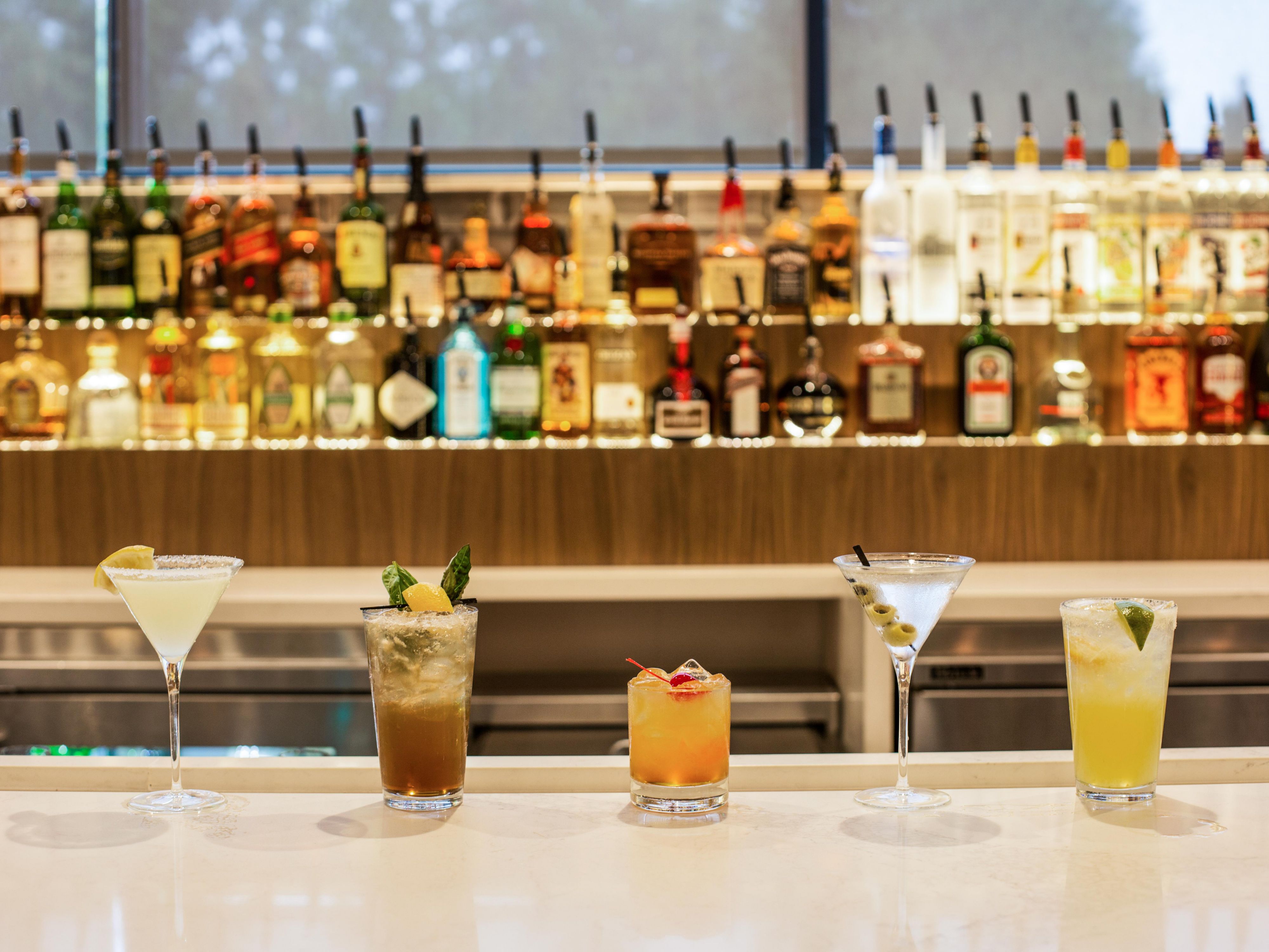 Enjoy superior dining on-site at The Boardroom Restaurant offers delightful Northwest cuisine for even the pickiest eaters in your group!  Serving breakfast for early risers or join us for dinner or grab a quick bit at the Lounge complete with a great variety of wine and spirits.