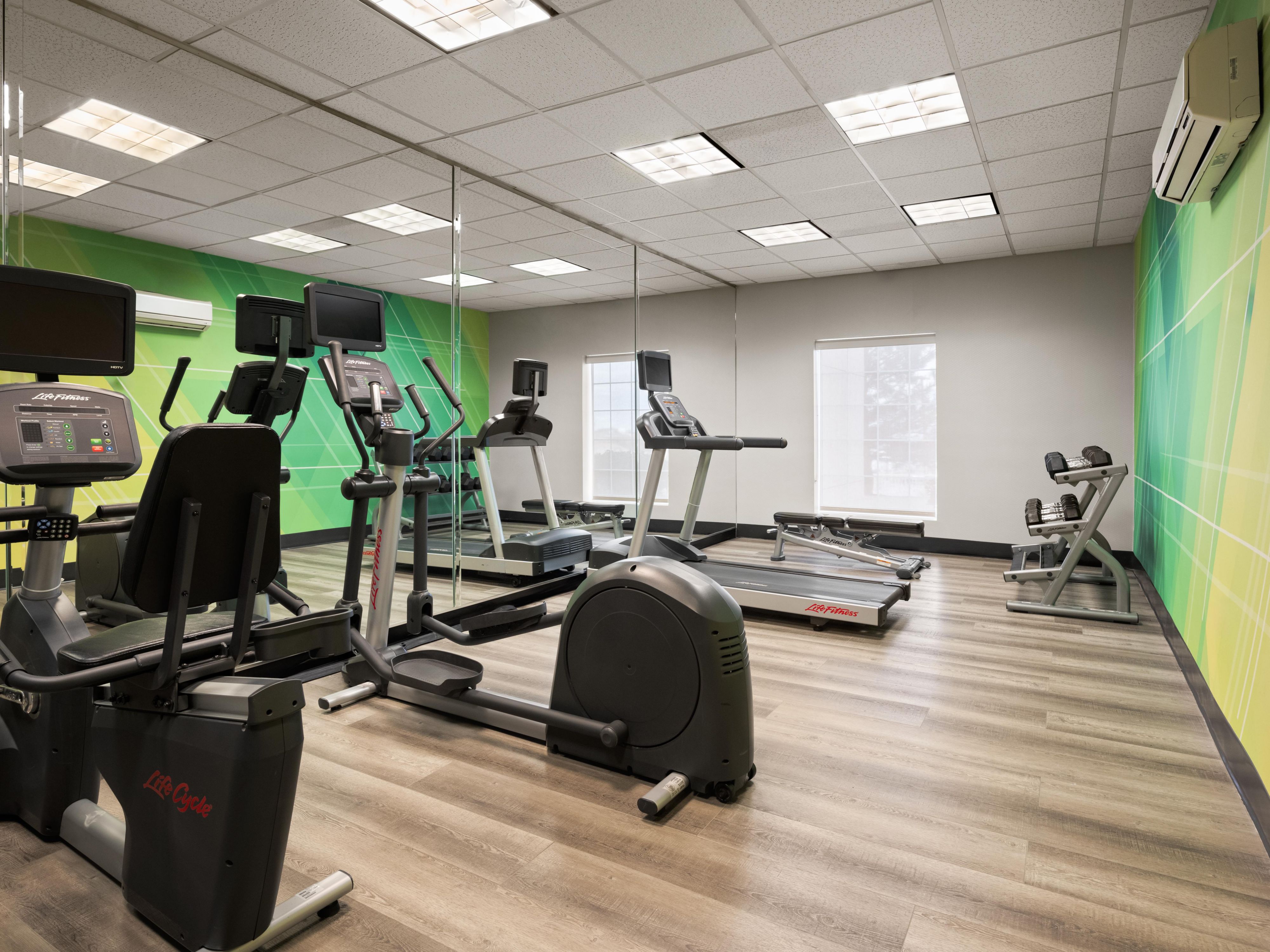 Enjoy our 24/7 Fitness Center near the Albuquerque airport.