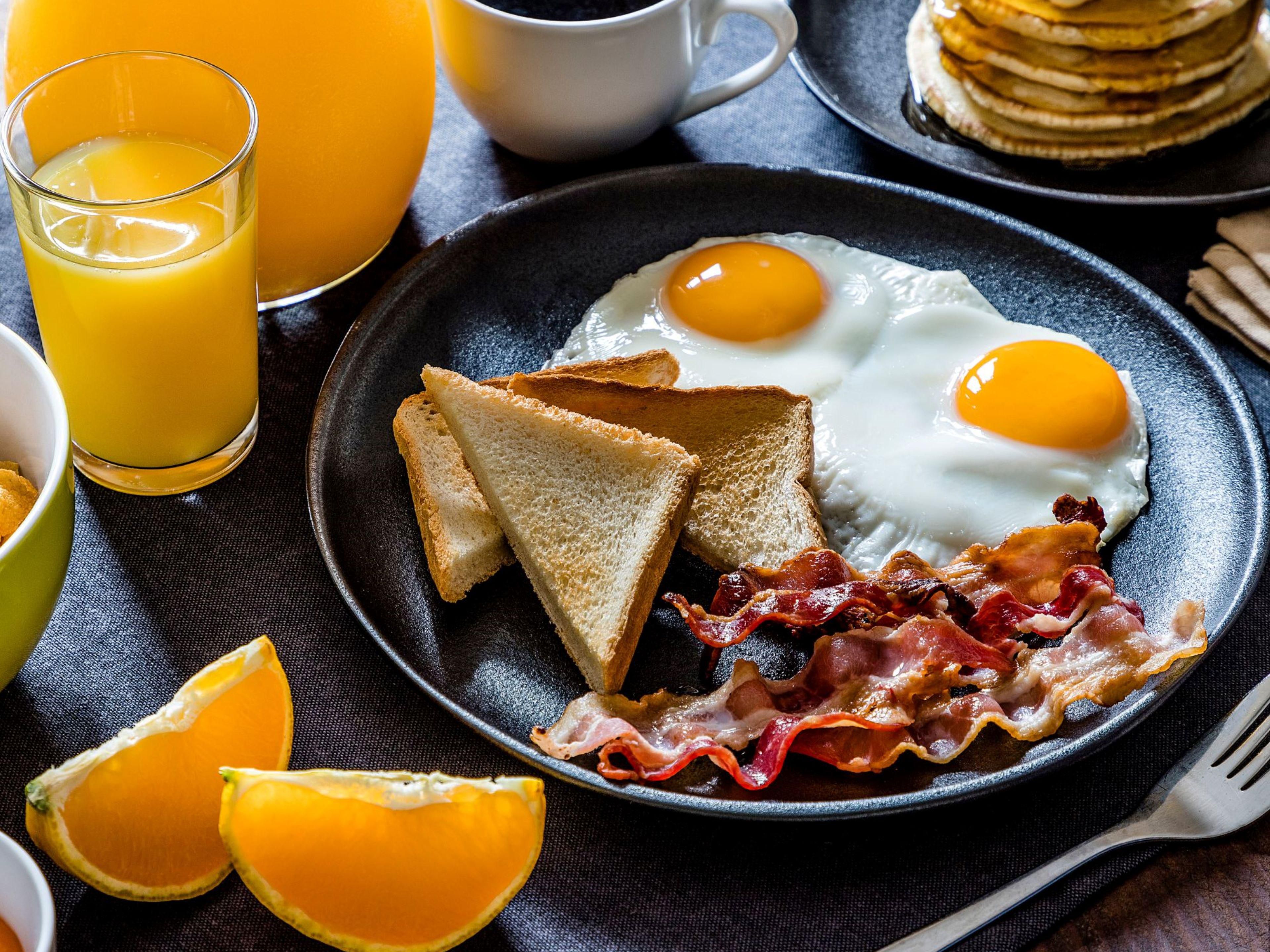 Start your day with breakfast for two included in your stay when you book our best flex rate. 