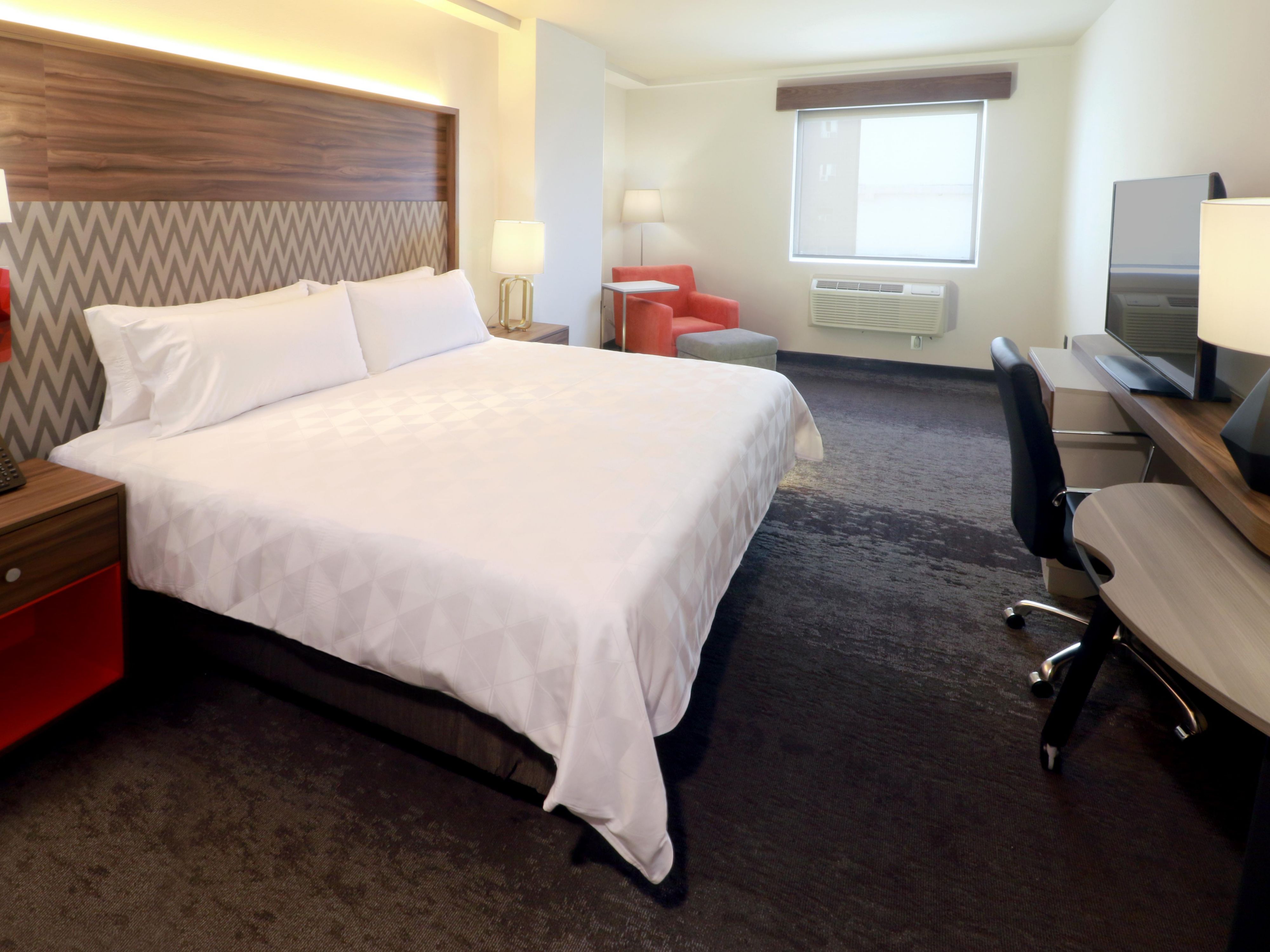 King Deluxe Nonsmoke