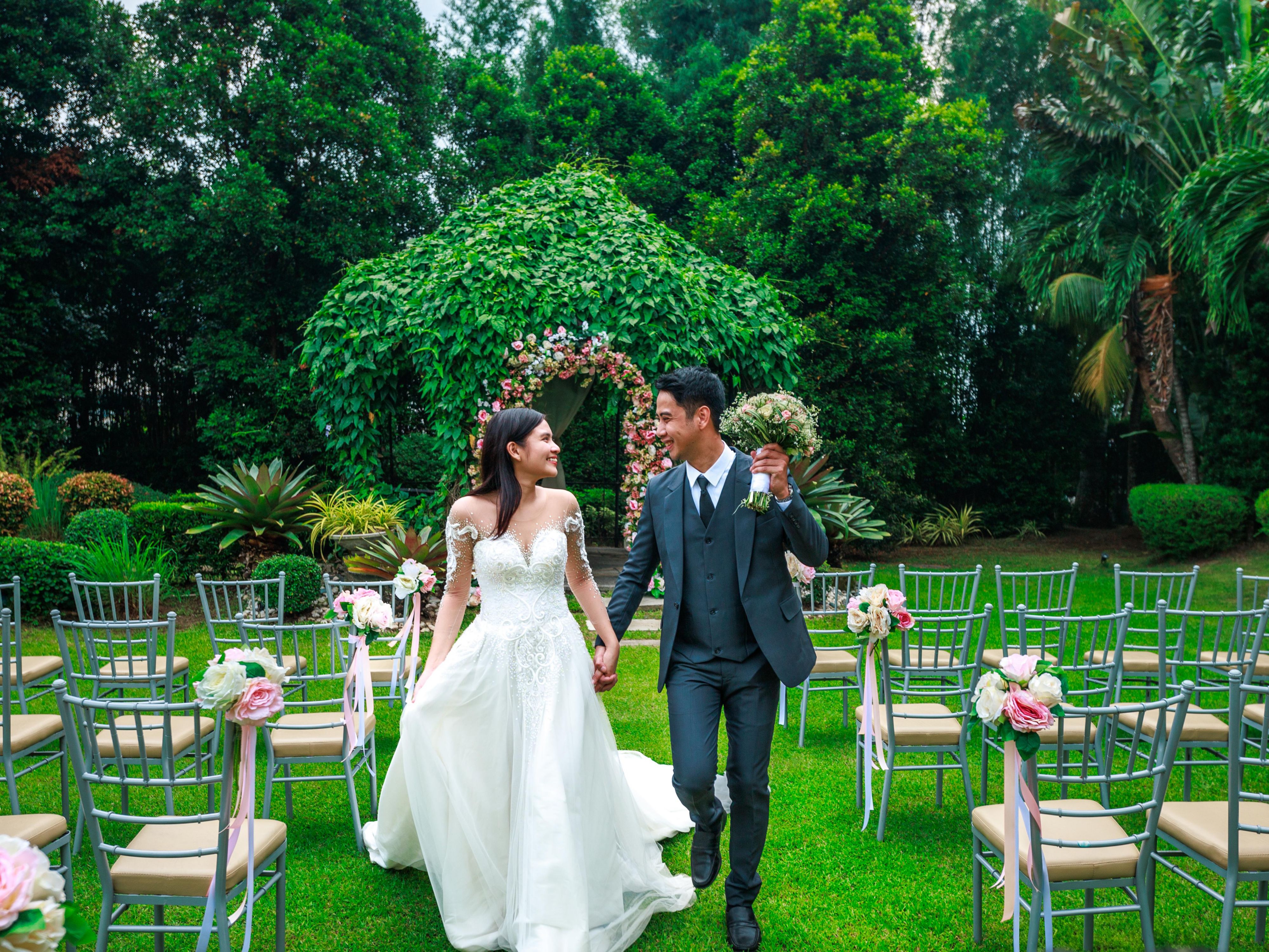 Your happily ever after begins here. Celebrate a fairytale wedding day like no other at our enchanting Garden Gazebo.
