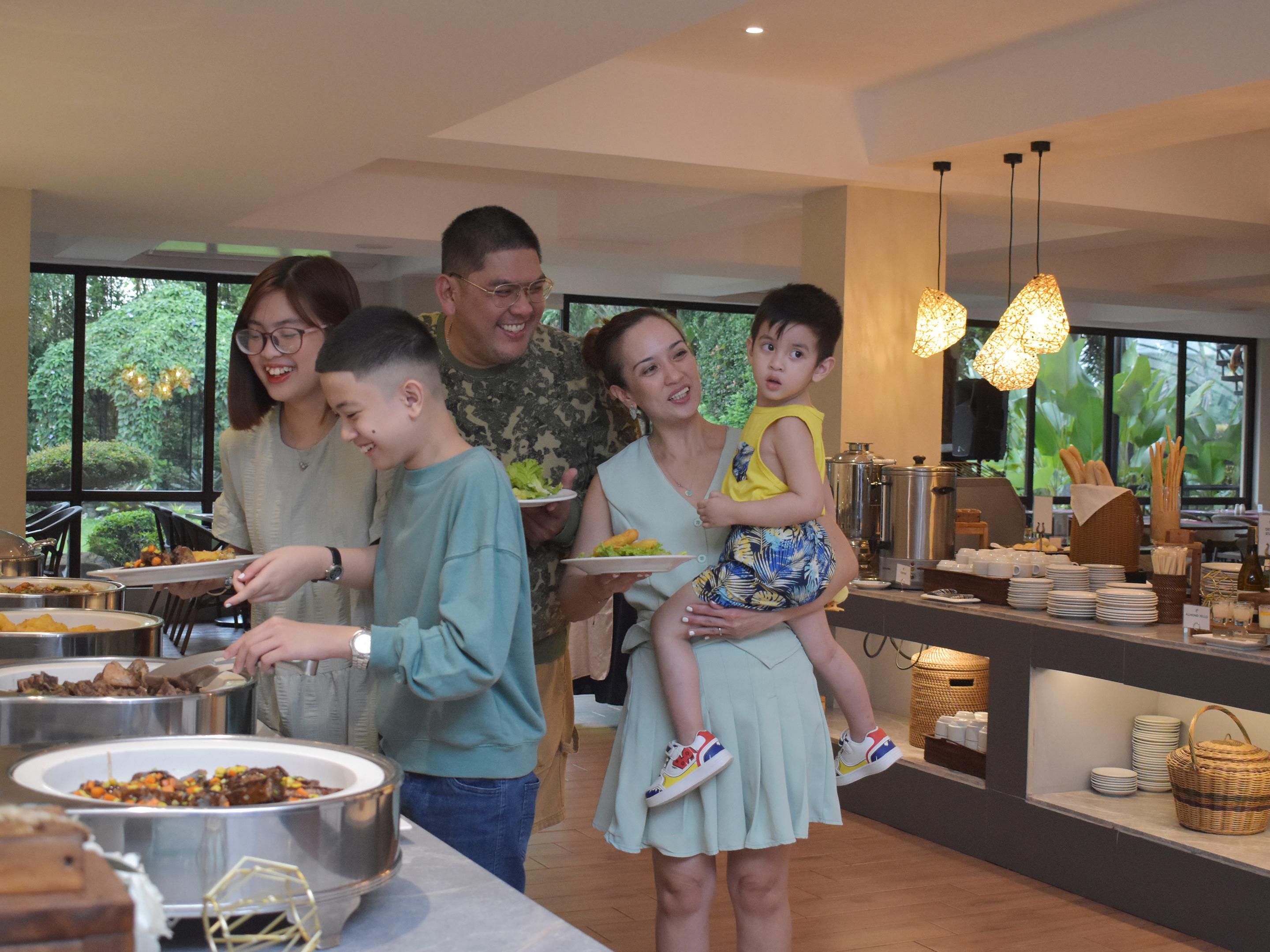 Wrap up the week with great food and family time at Plum Pan Asian Cuisine’s weekend buffet — something delectable everyone at the table will love!