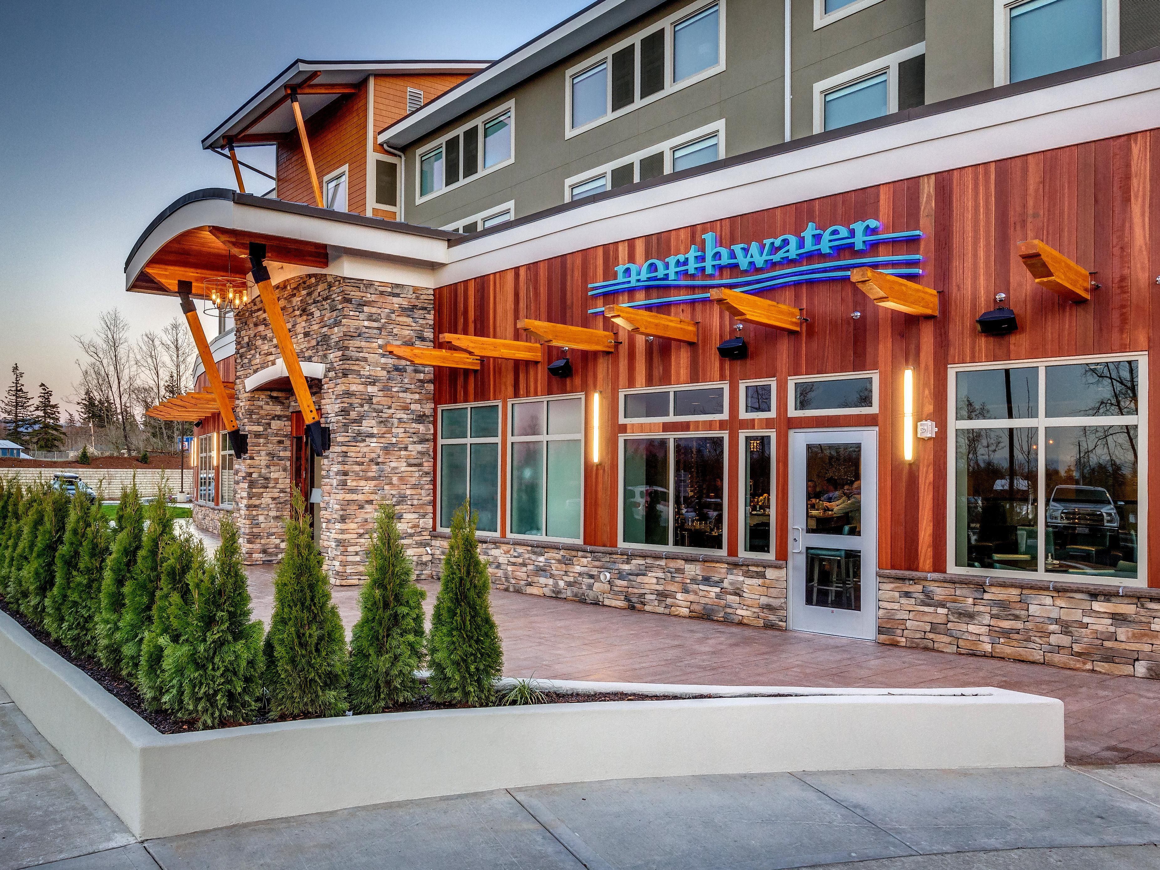 Serving breakfast, lunch, and dinner in a comfortable, casual ambiance. Catch a local game on one of our TVs while you delight in delicious cuisine. Using locally sourced products, our culinary team crafts American classic favorites with a Pacific NW flair. Enjoy outdoor seating during the summer months. 