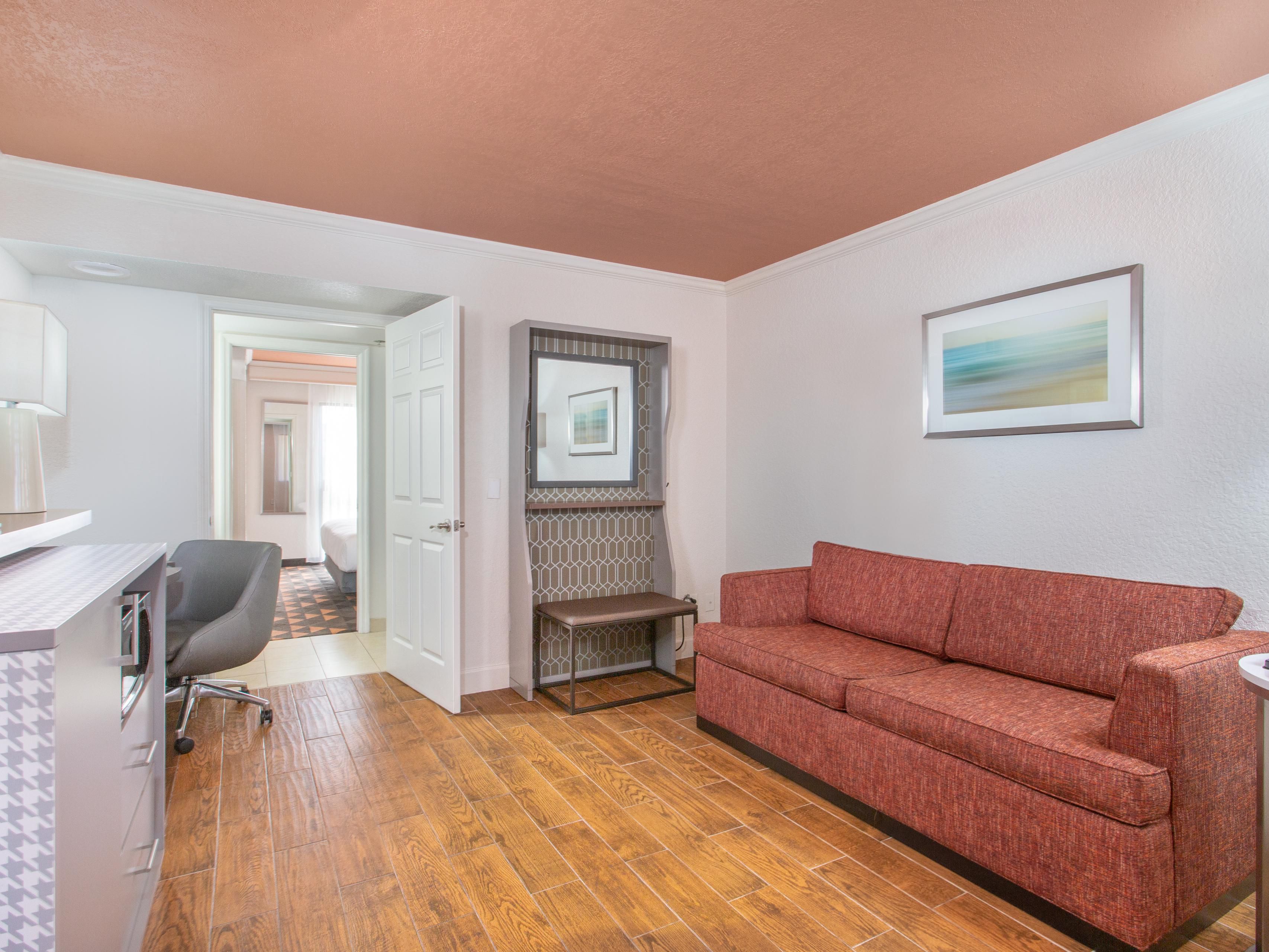 IHG Hotels Holiday Inn Boca Raton Seperate Living Room Each Room