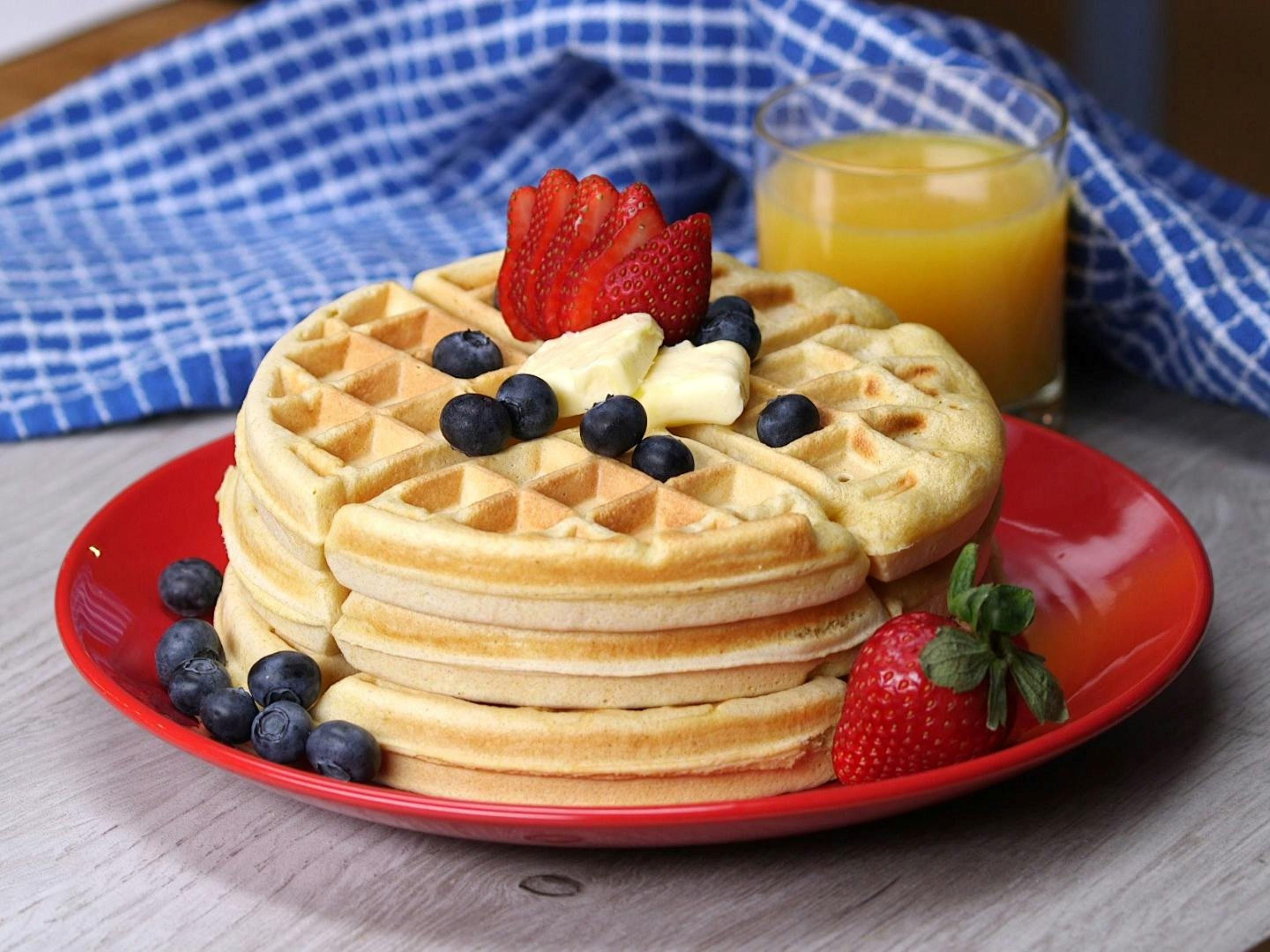 Kickstart your mornings with our Breakfast!  Enjoy a hot, delicious breakfast every weekday 6am-9am and weekends 7am-10am.  Don't miss out, book our breakfast package today!