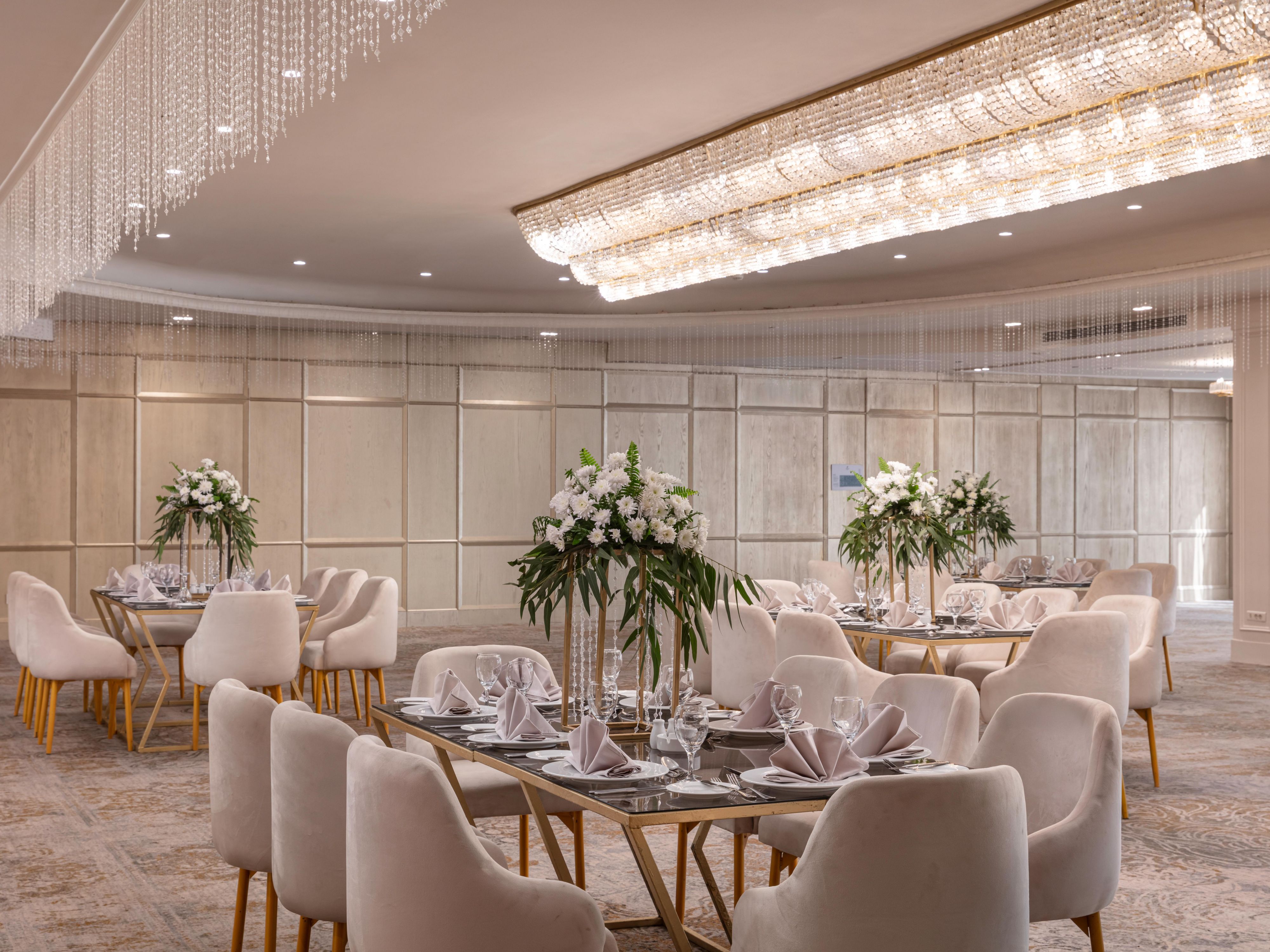 Plan your dream wedding at Holiday Inn Cairo Maadi and check out the special venue that caters all your needs. Our talented experts are delighted to take care of all the details with devotion to make your event as perfect as it should be. For more details, kindly connect with the banquet team.