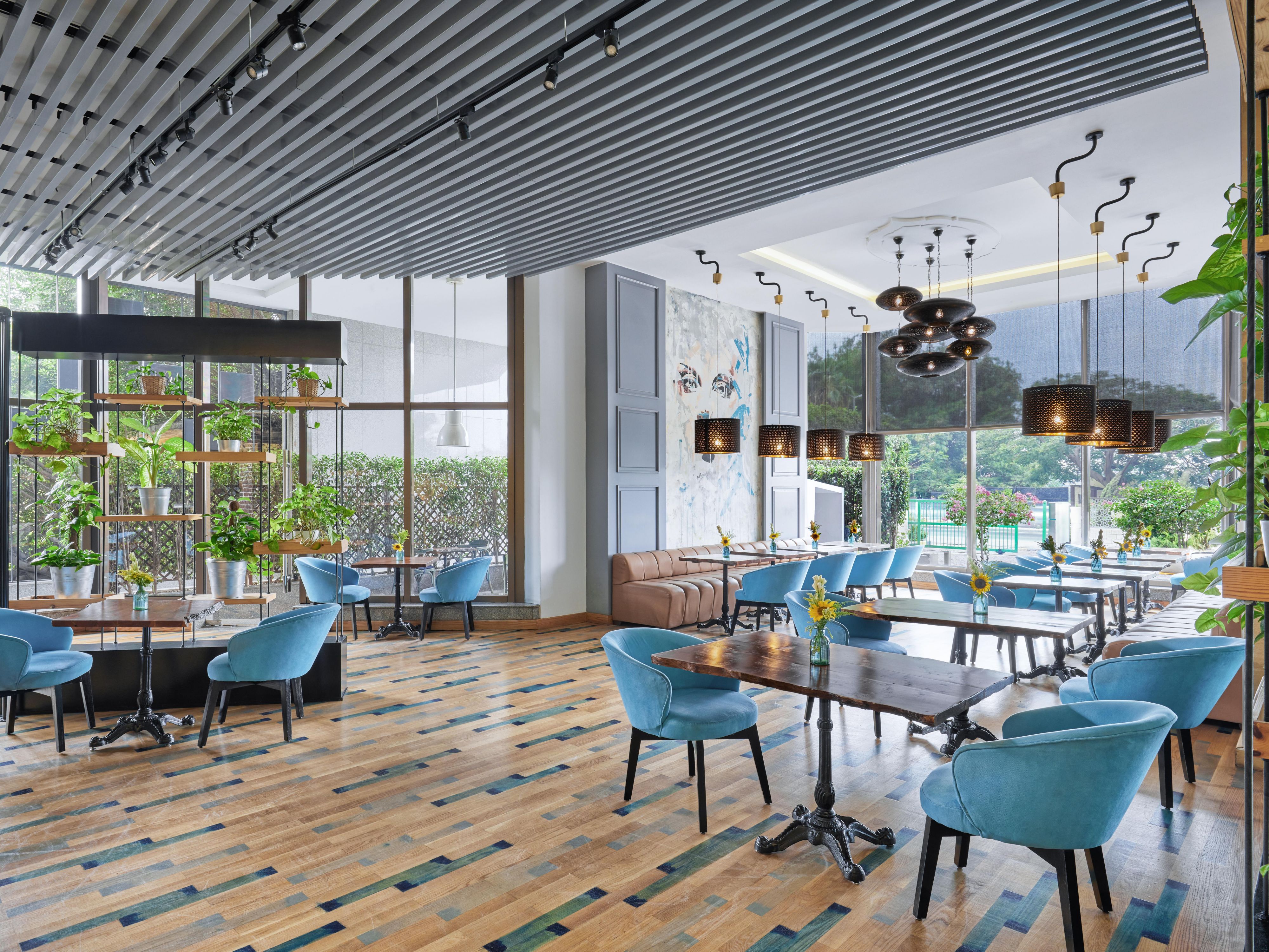 Relish a perfect blend of tranquility and taste at Zen Cafe & Lounge. Enjoy delectable pastries, fresh bakeries, and refreshing coffee in a modern setting, perfect for relaxation.