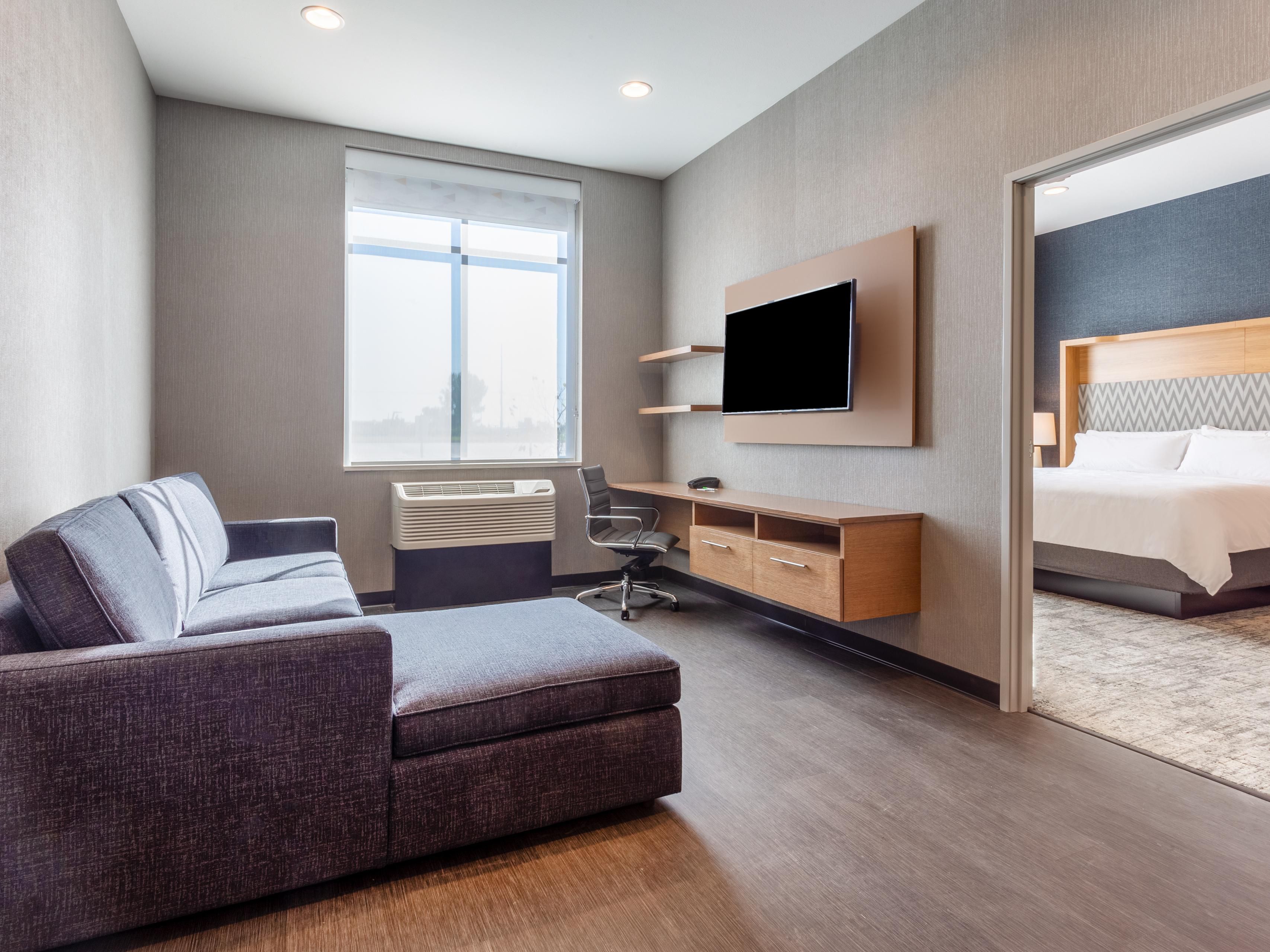 Organizing a group getaway or event? Our hotel offers spacious and comfortable group rooms designed to accommodate your attendees. Whether you're traveling for a corporate meeting, social gathering, wedding, or family gathering, our accommodations provide the perfect setting for your group.