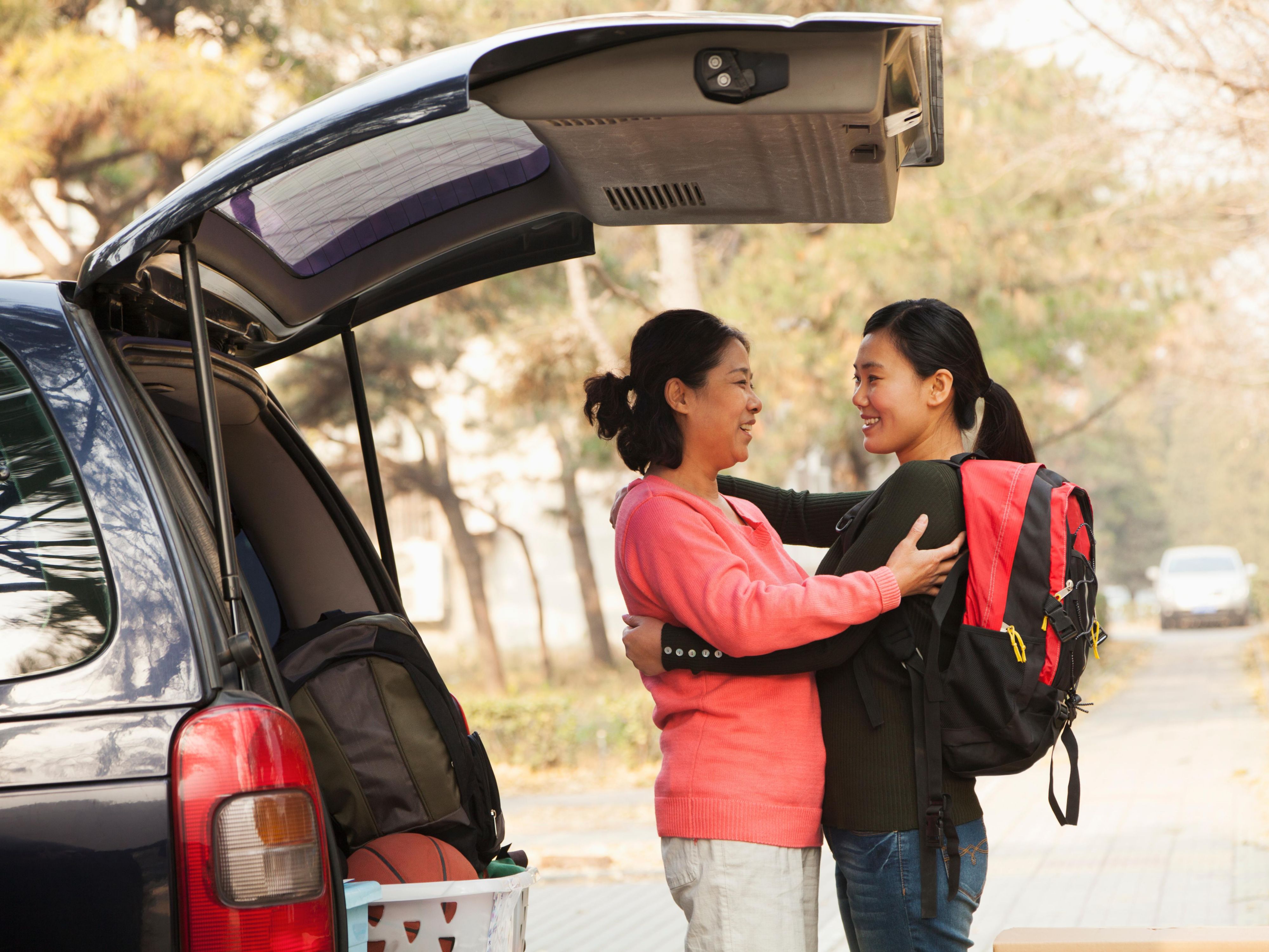 Visiting a student at the University of Illinois? Stay just 0.4 miles away, within walking distance. Our hotel is the perfect base for families and friends looking for convenience and comfort while helping their loved ones celebrate their next chapter in the heart of Chicago, Illinois. With quick access and cozy rooms, your trip will be effortless.